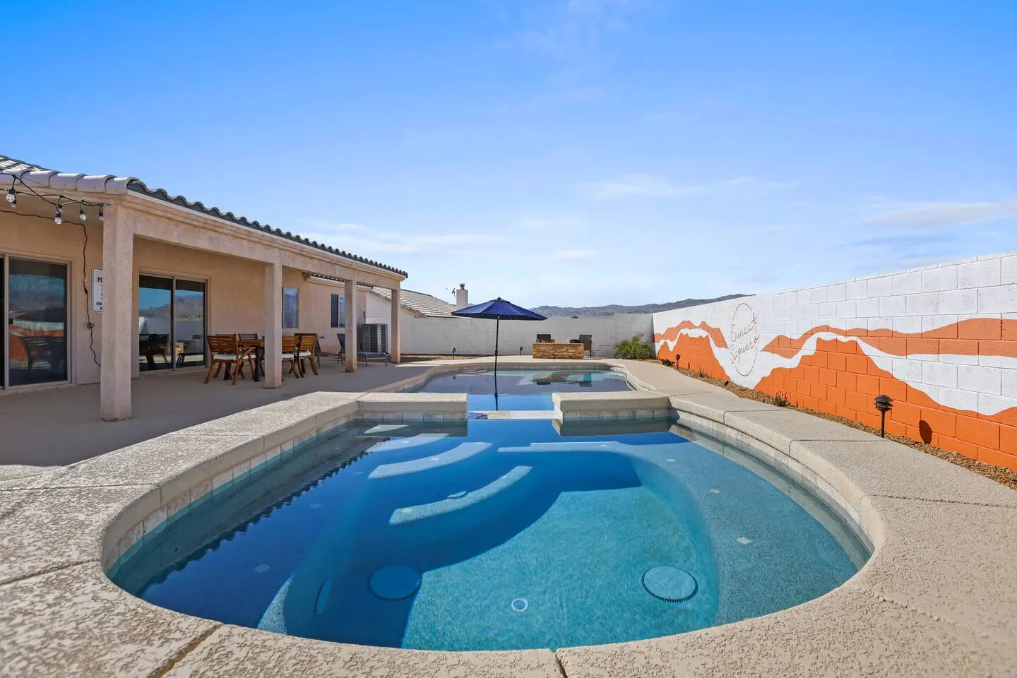 House + Casita Heated Spa & Pool Mini Golf 3