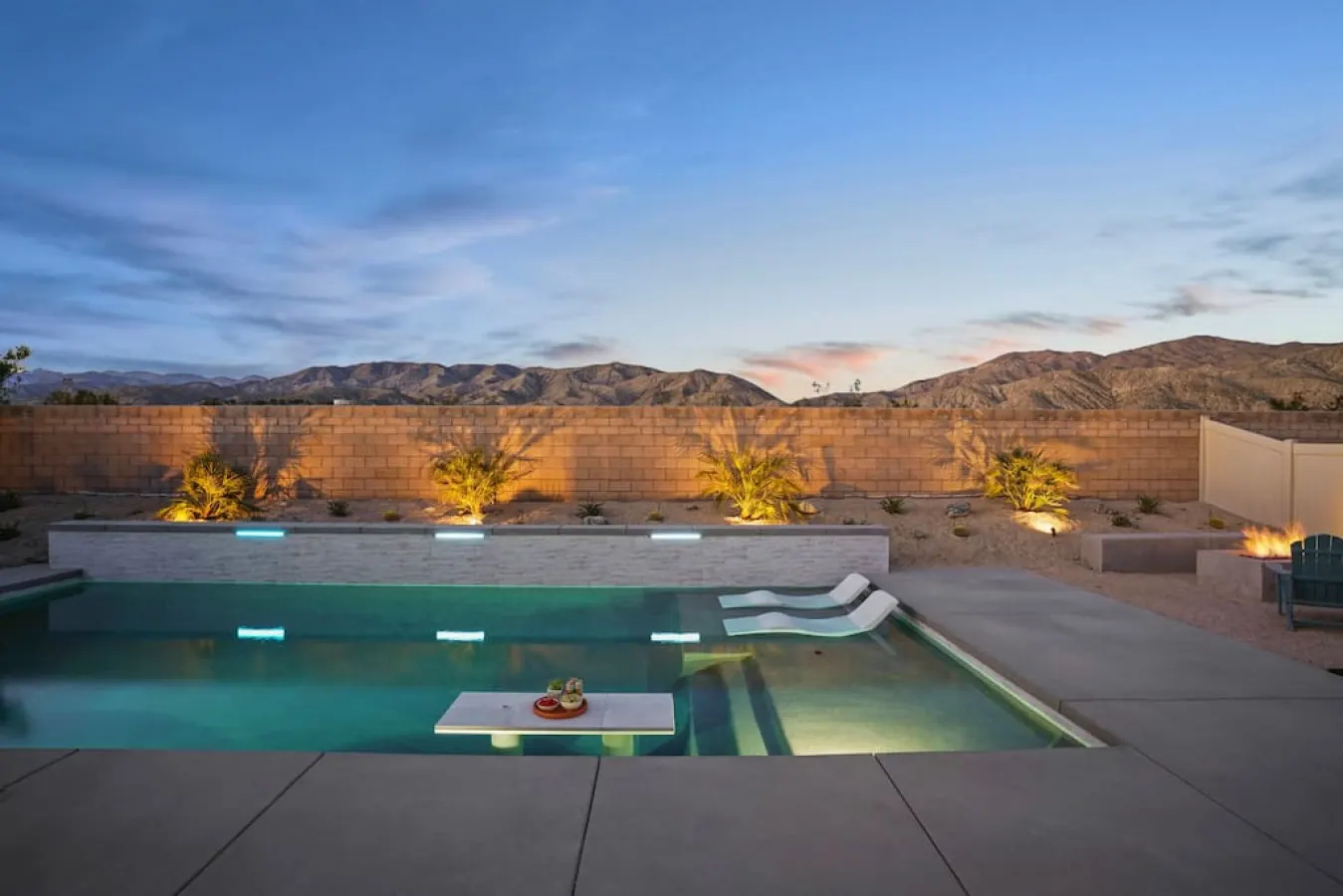 Rolling Hills: Desert Hot Springs, CA — photo 2
