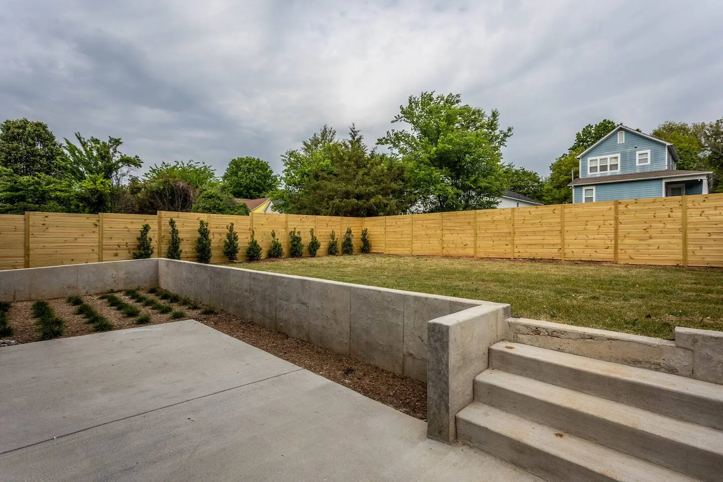 First Level Flat, Walkable, Downtown Vibe, PetsOK - Apartment 5