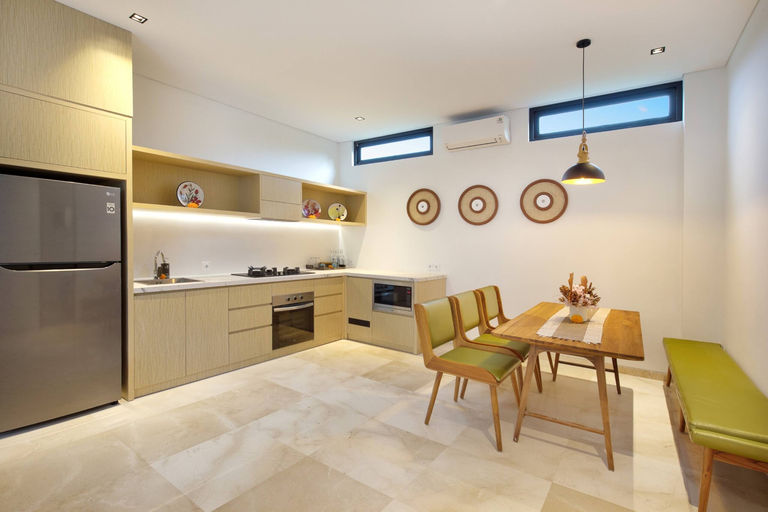 Cute 3 bedrooms in Seminyak — photo 3