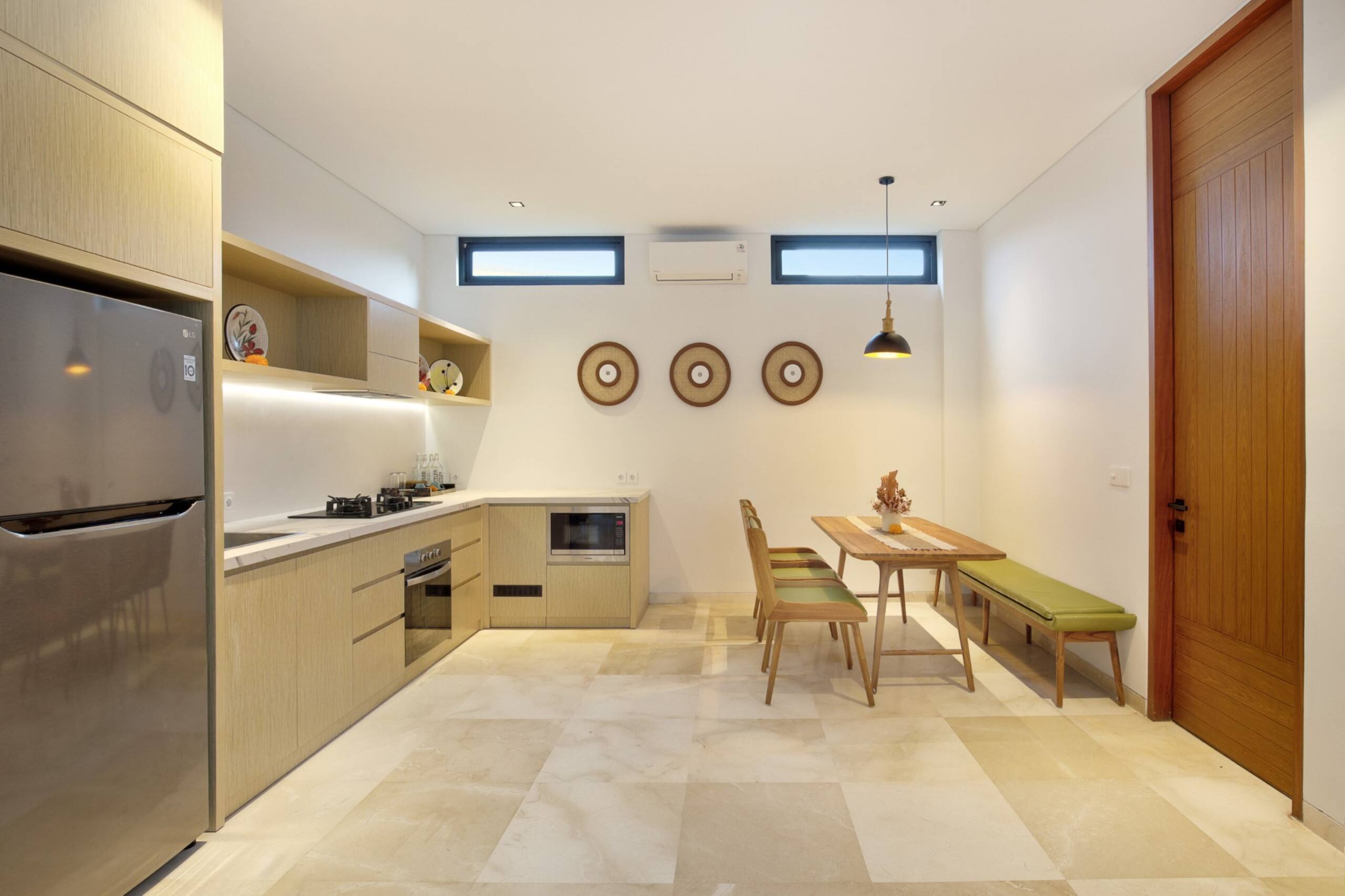 Cute 3 bedrooms in Seminyak 10
