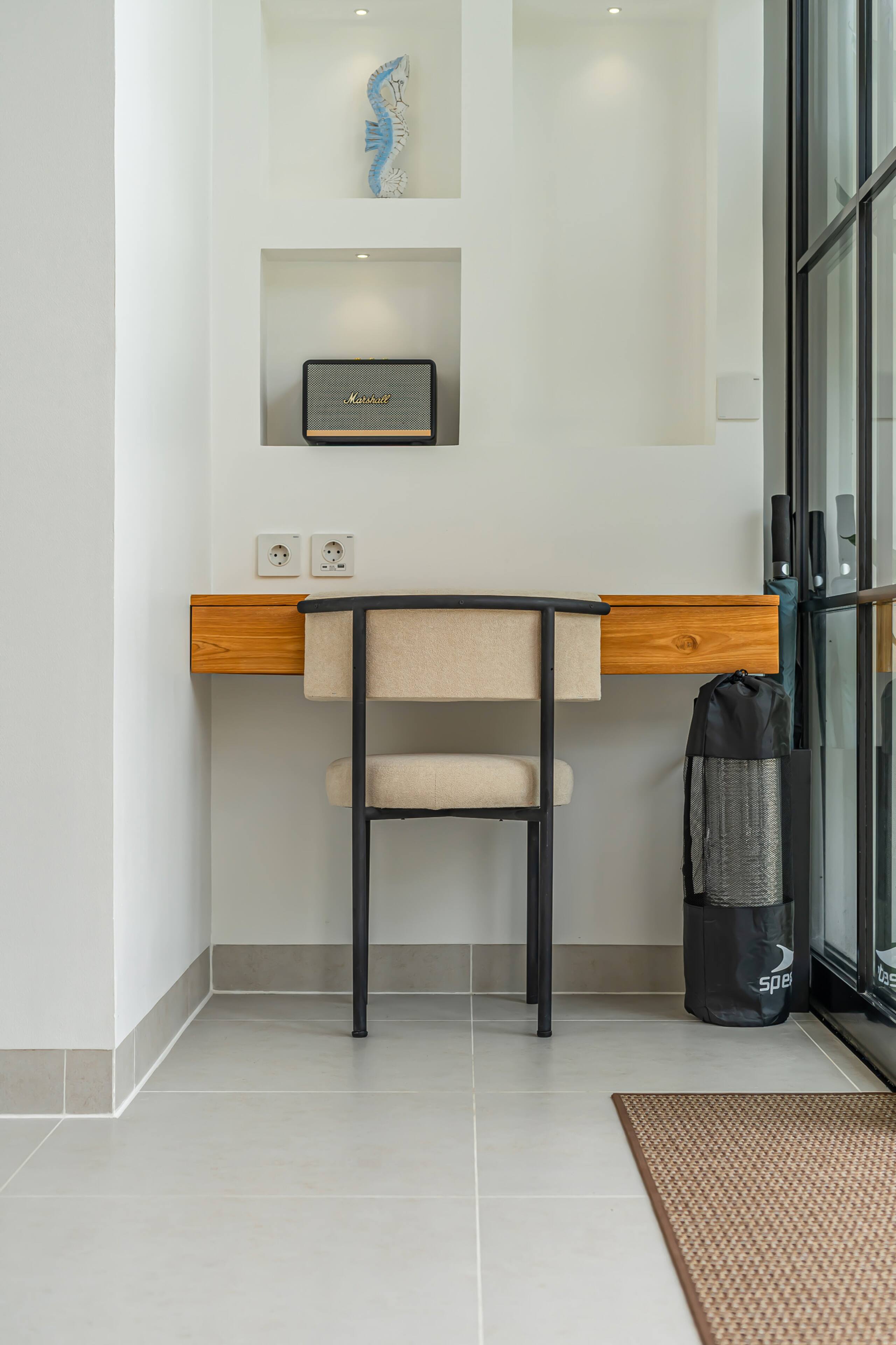 Serene 1BR Escape for Couples in Canggu 39