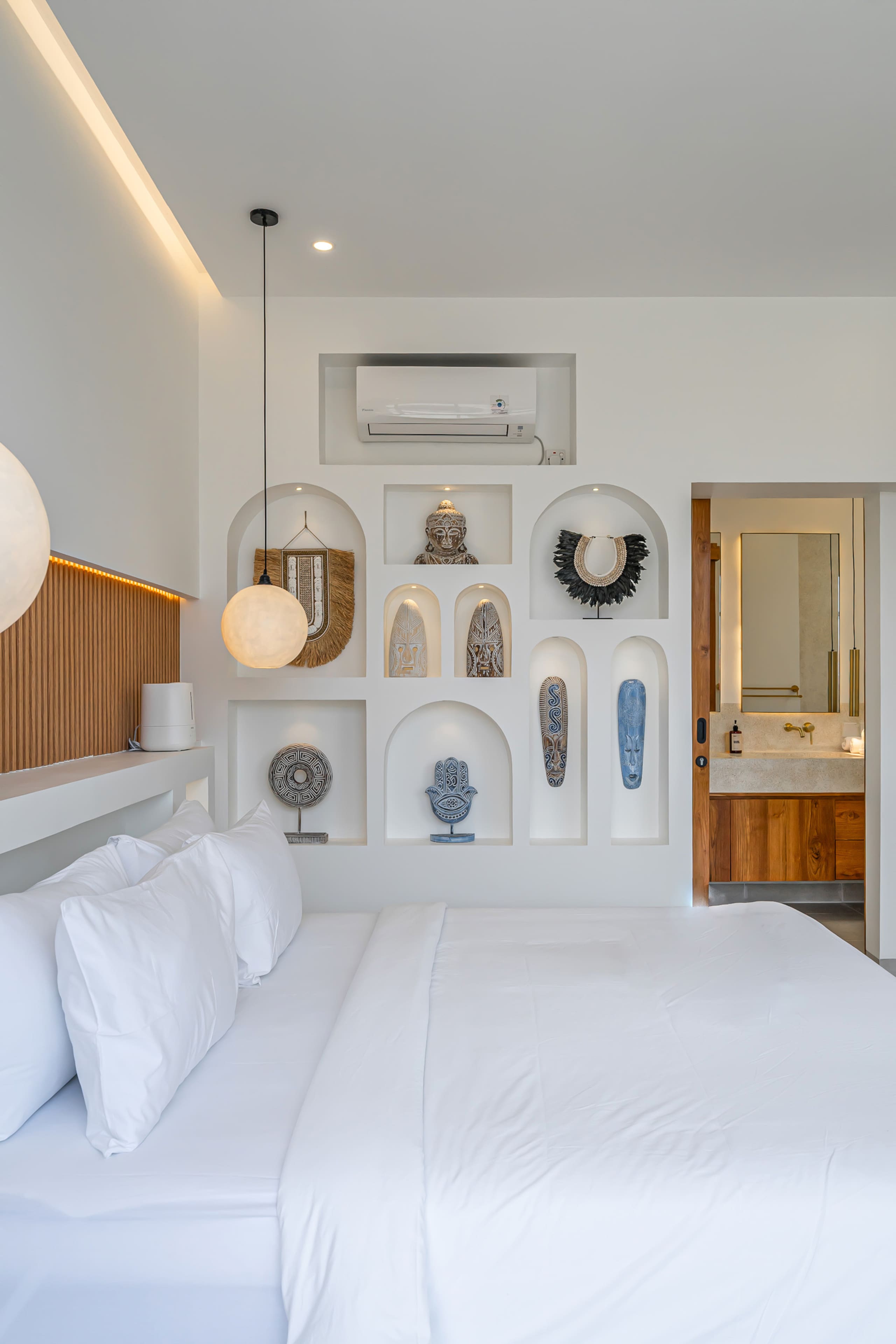 Serene 1BR Escape for Couples in Canggu 27
