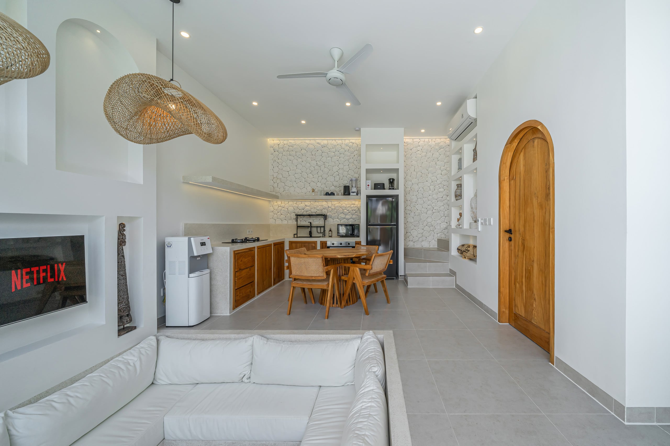 Serene 1BR Escape for Couples in Canggu 9