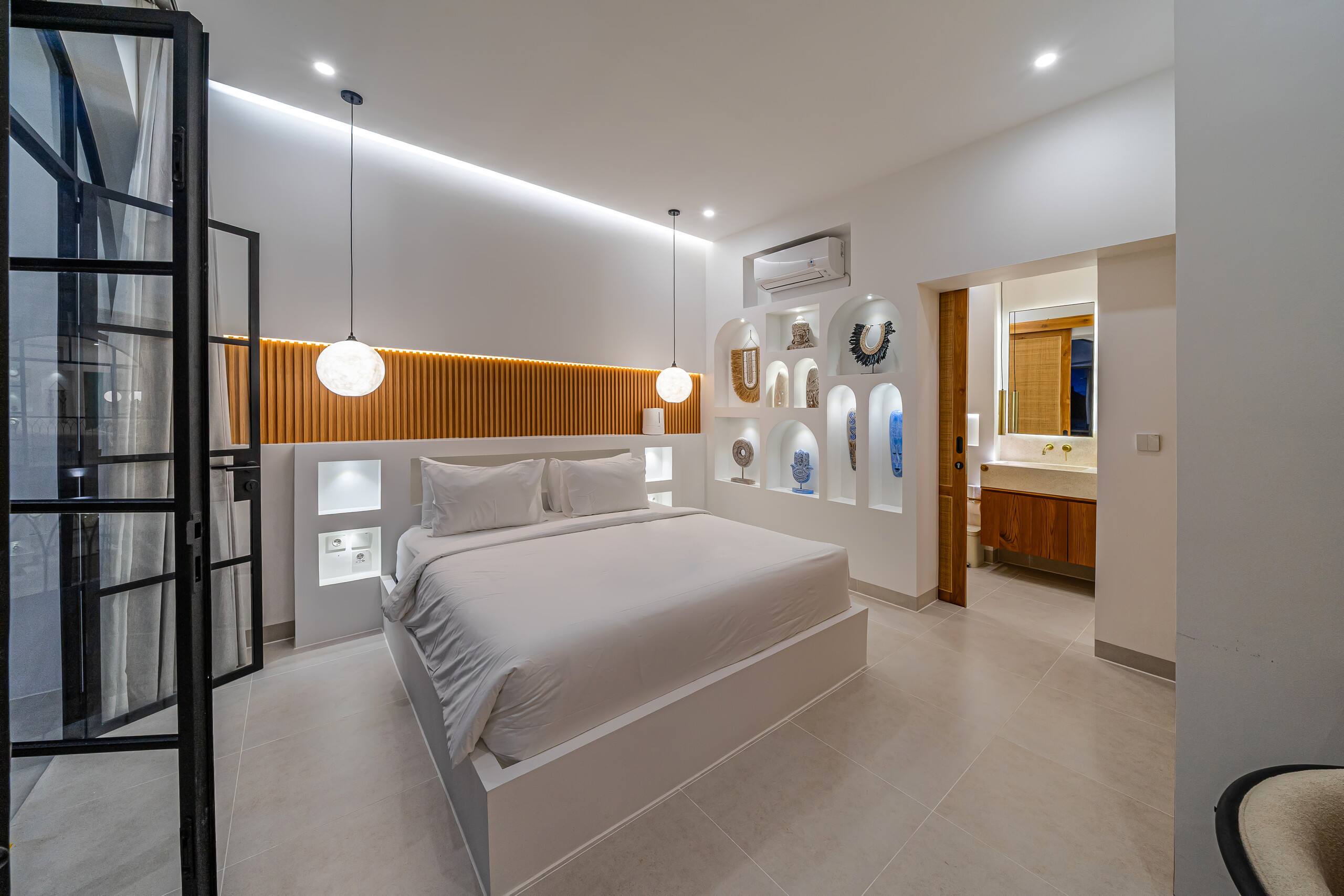 Serene 1BR Escape for Couples in Canggu 28