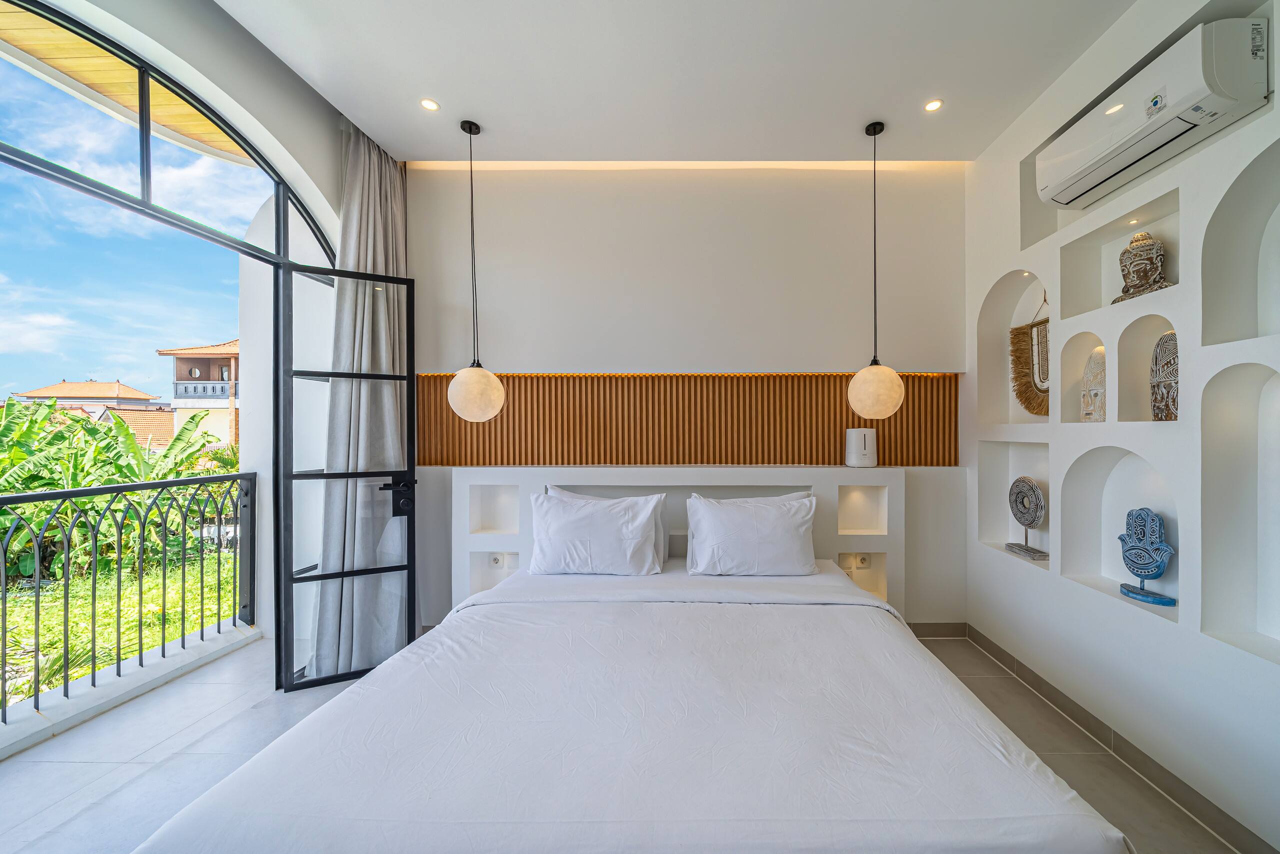 Serene 1BR Escape for Couples in Canggu 25