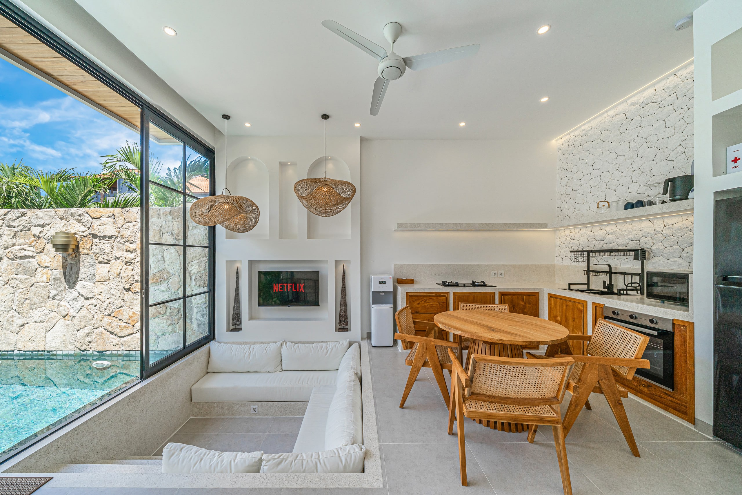 Serene 1BR Escape for Couples in Canggu 14