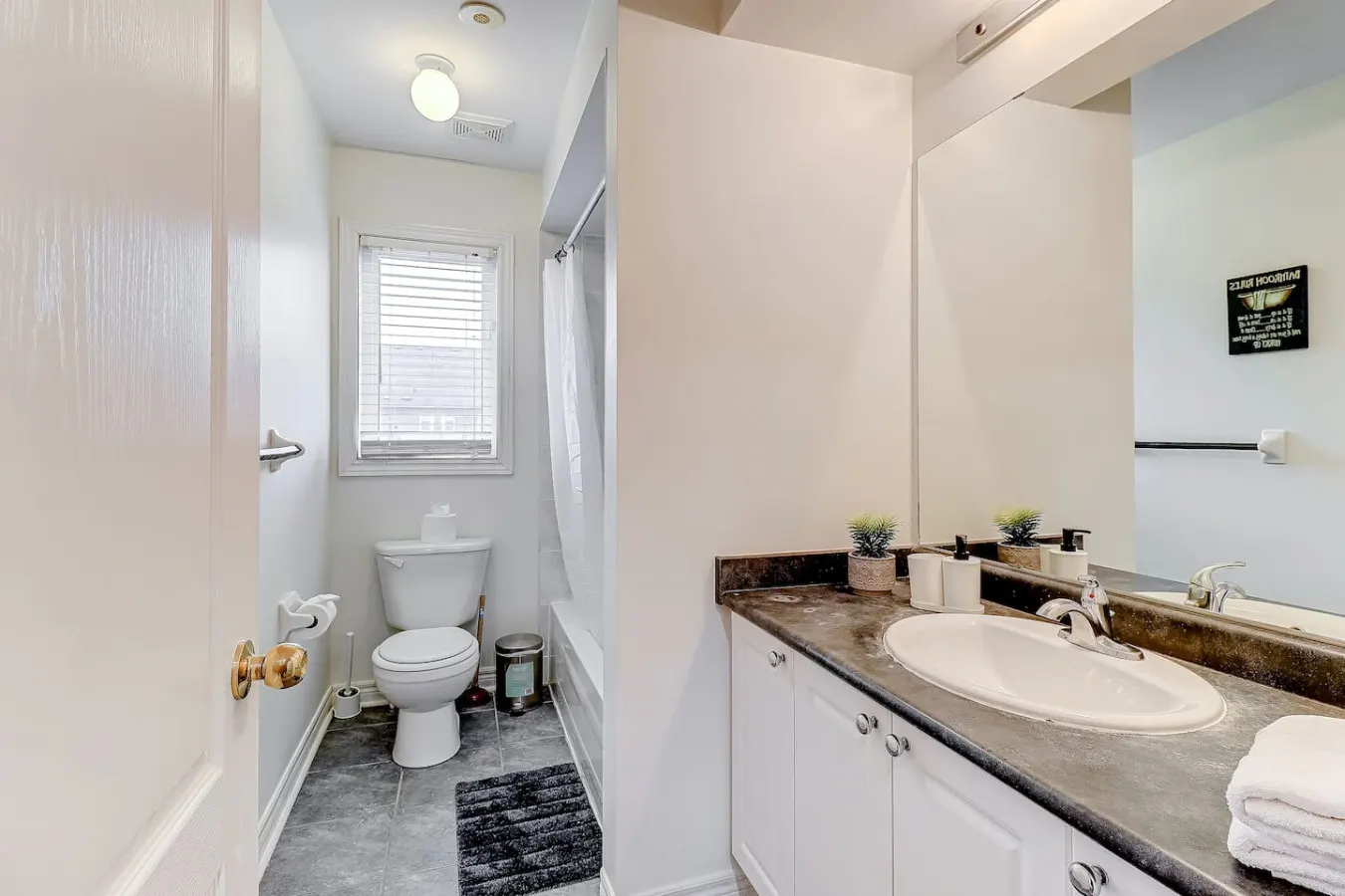 The Westline Luxe Home- 4BR House 2 Free Parking 10