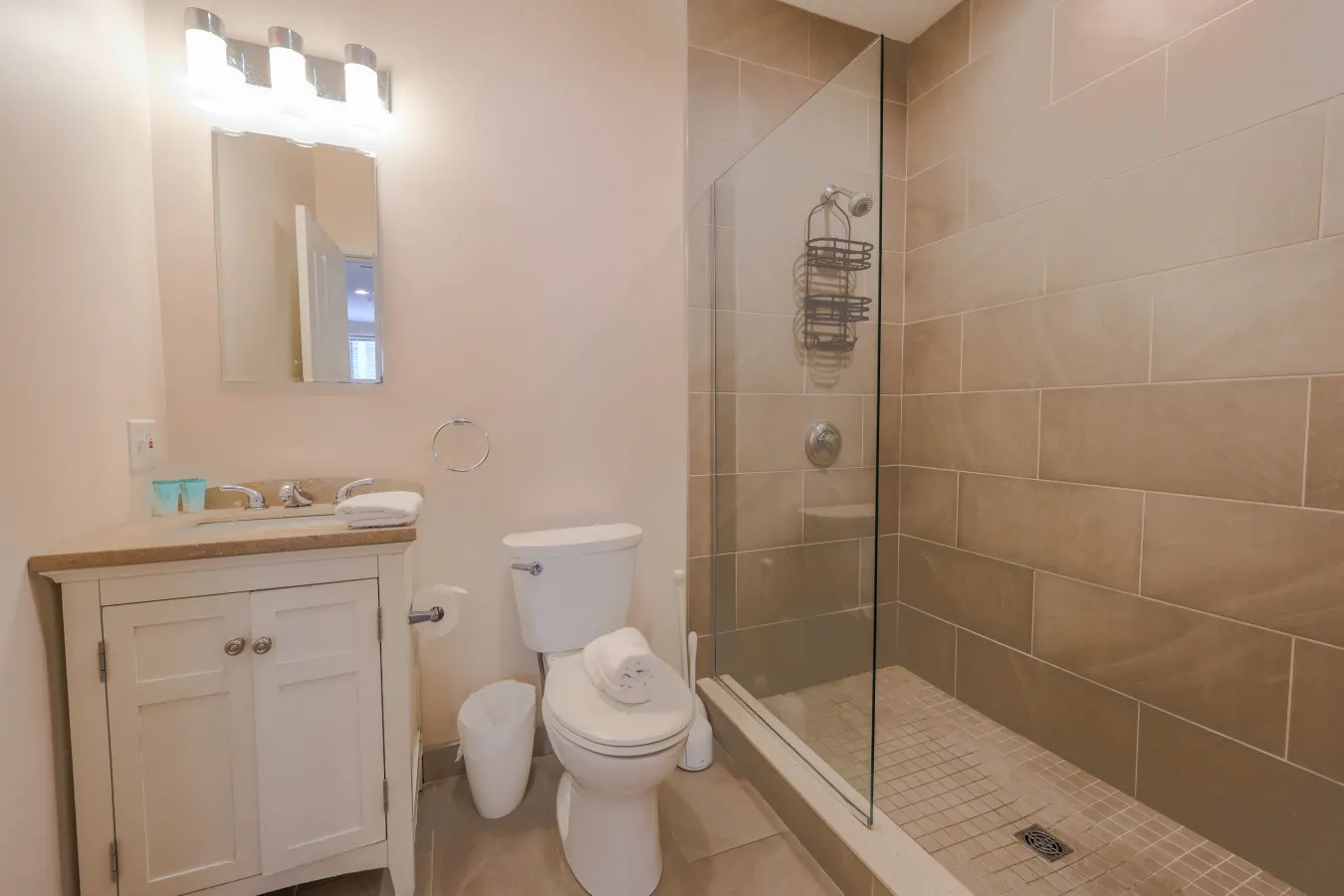 Prime Location Beacon Hill & Financial District 10