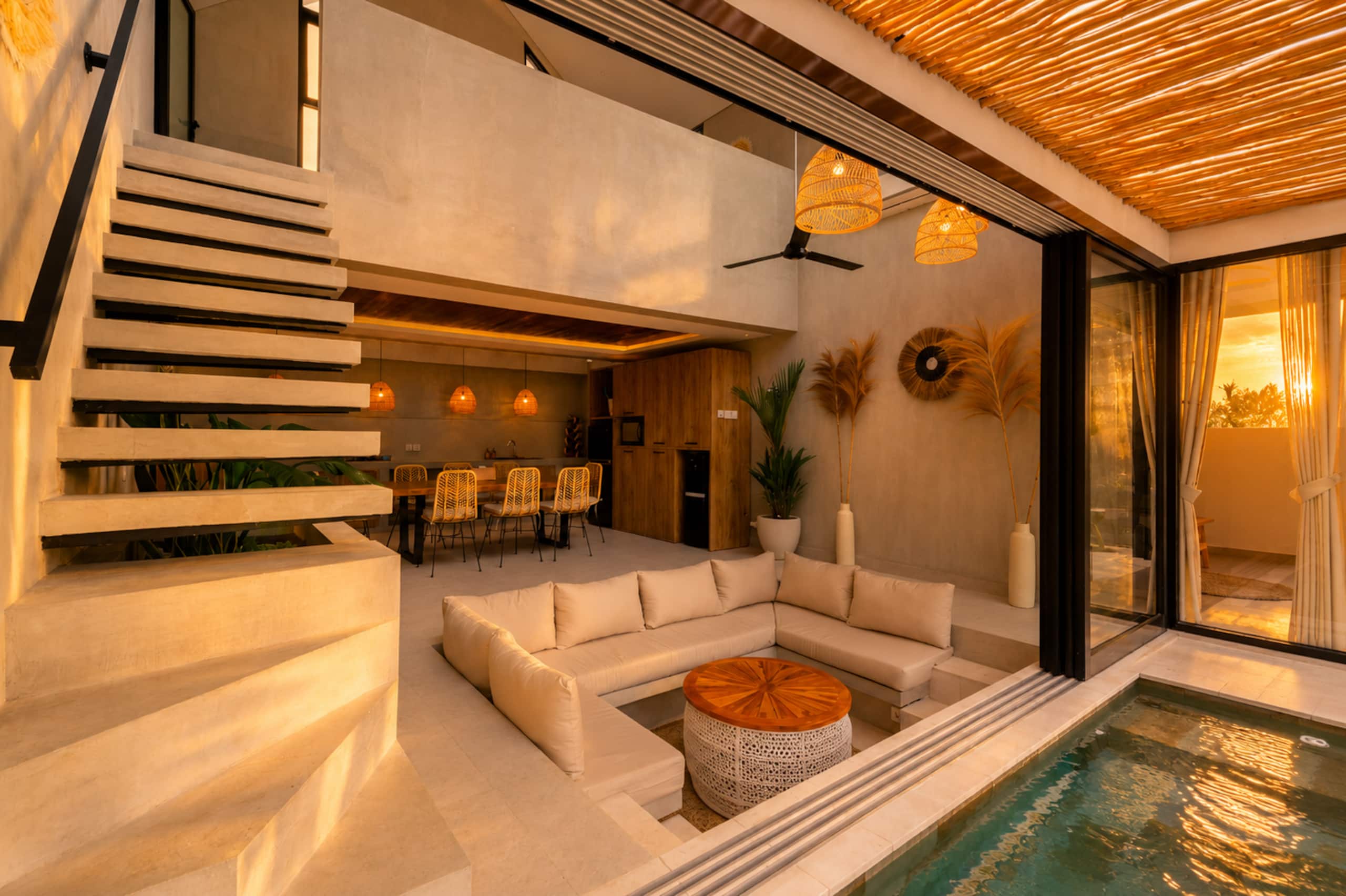 4BR Villa with Pool Slide in Kerobokan — photo 4