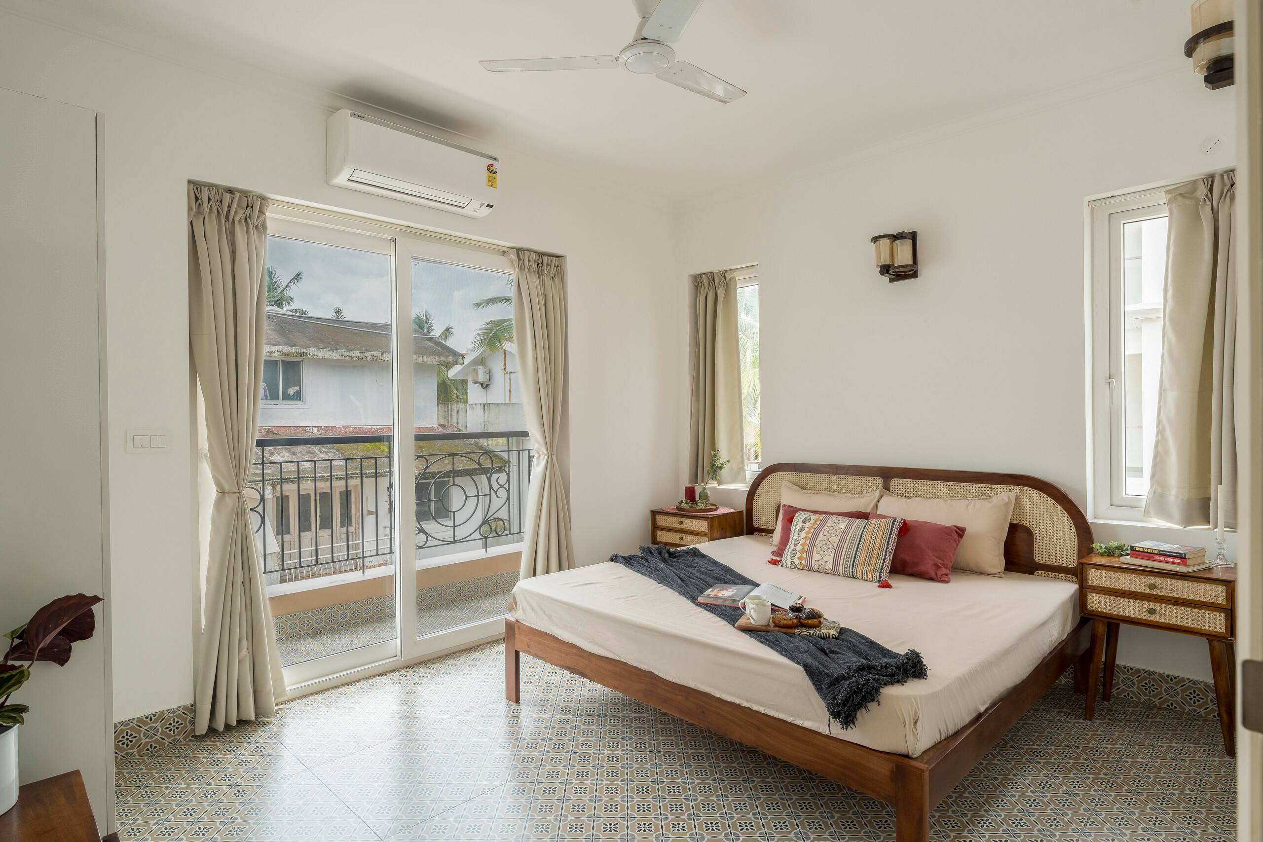 1BHK in Calangute | Pool, Parking & Beach 11