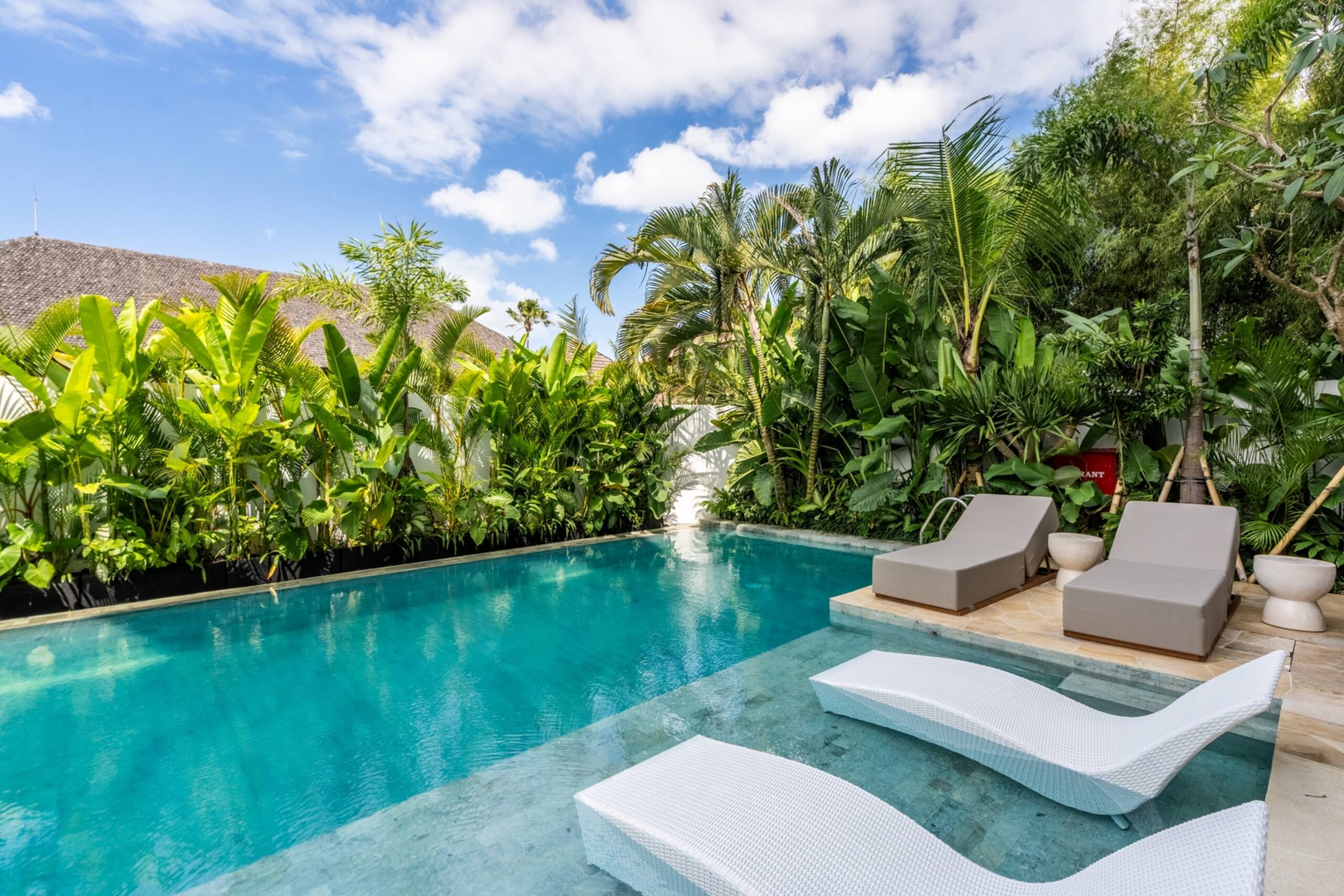 1BR Canggu Bliss Suite | Pool & Ocean Rooftop Gym 8