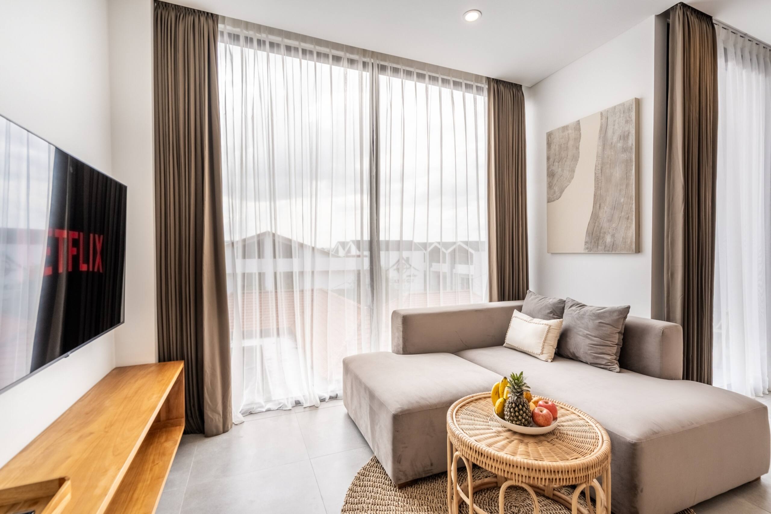 1BR Canggu Bliss Suite | Pool & Ocean Rooftop Gym 9
