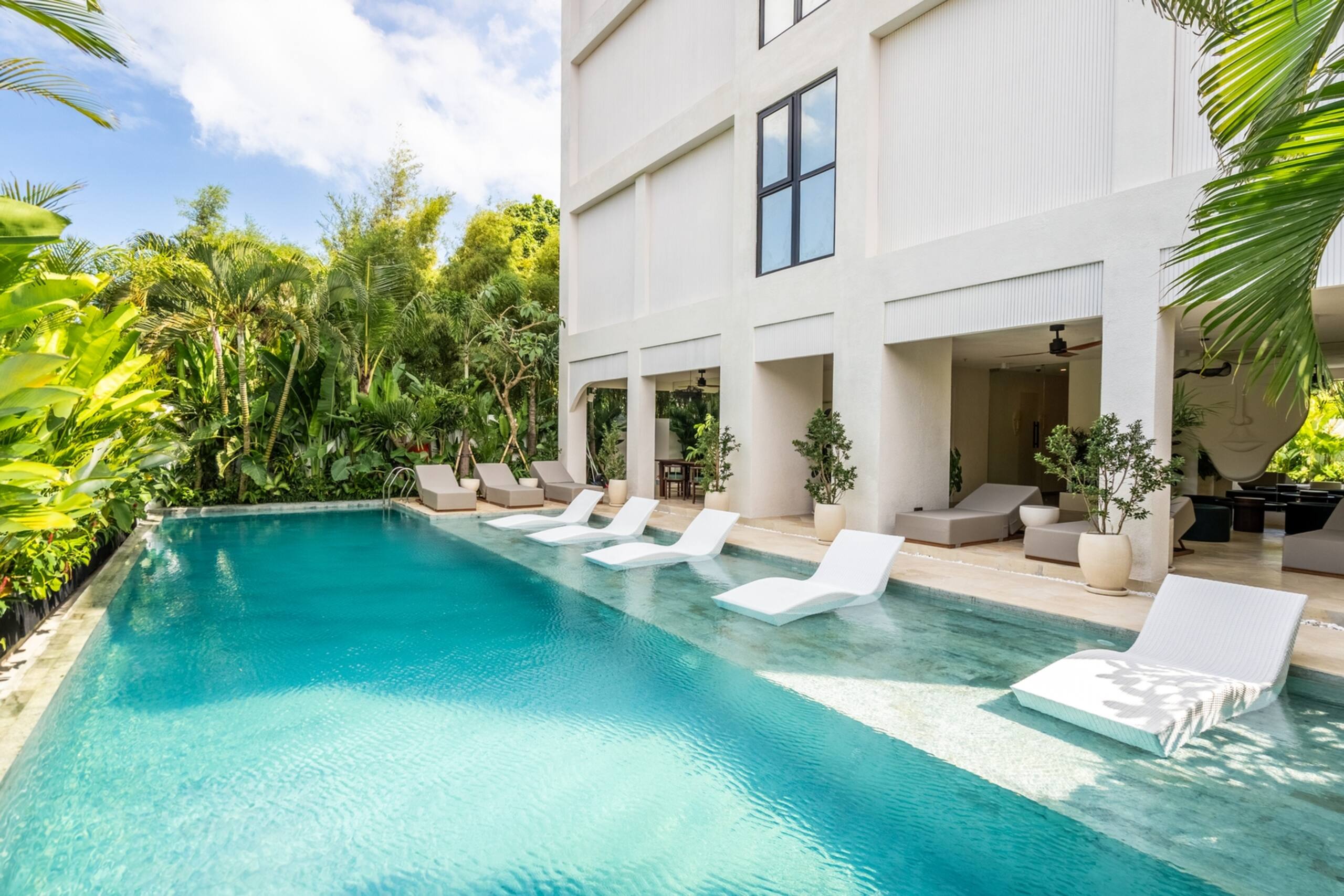 1BR Canggu Bliss Suite | Pool & Ocean Rooftop Gym