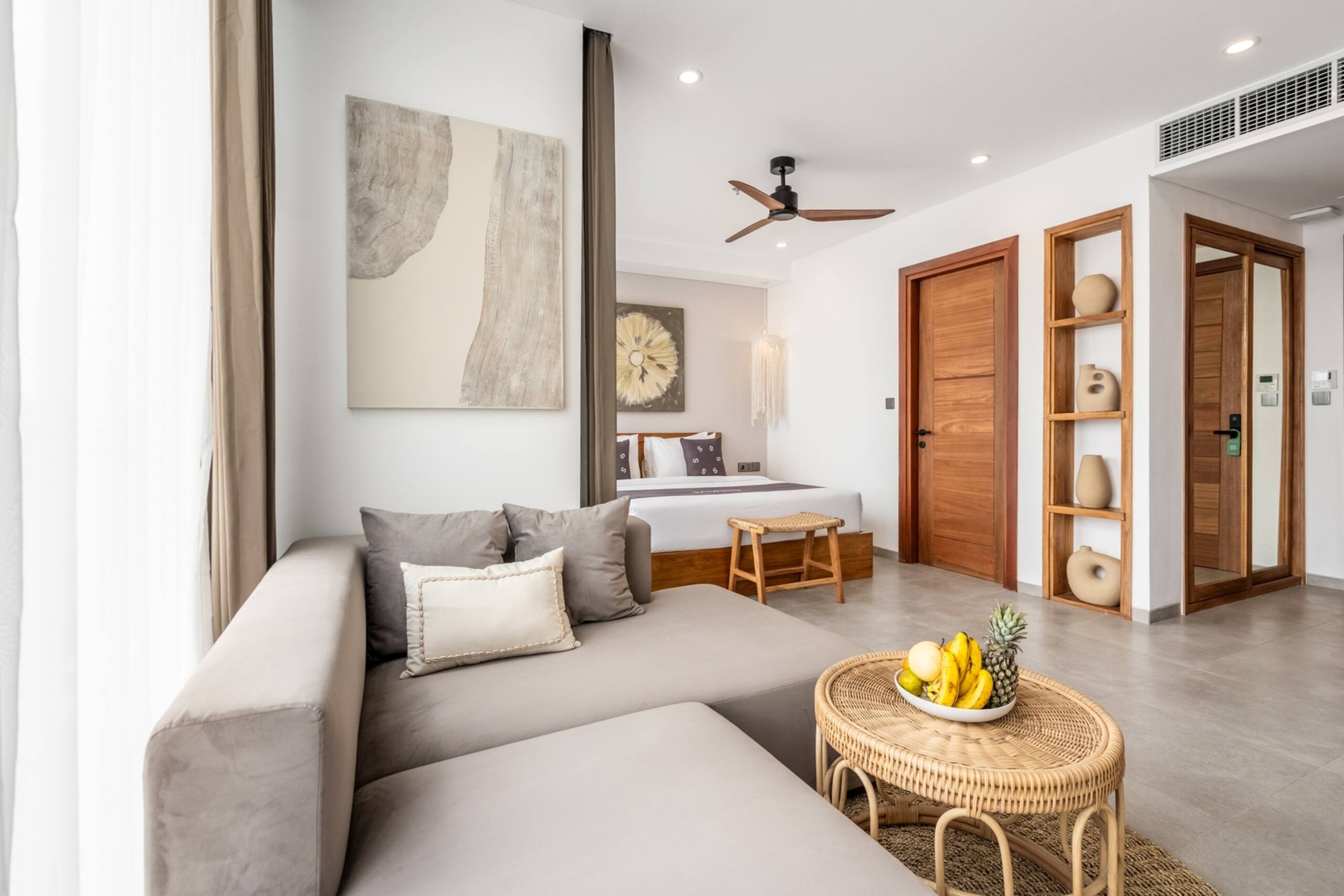 1BR Canggu Bliss Suite | Pool & Ocean Rooftop Gym 10