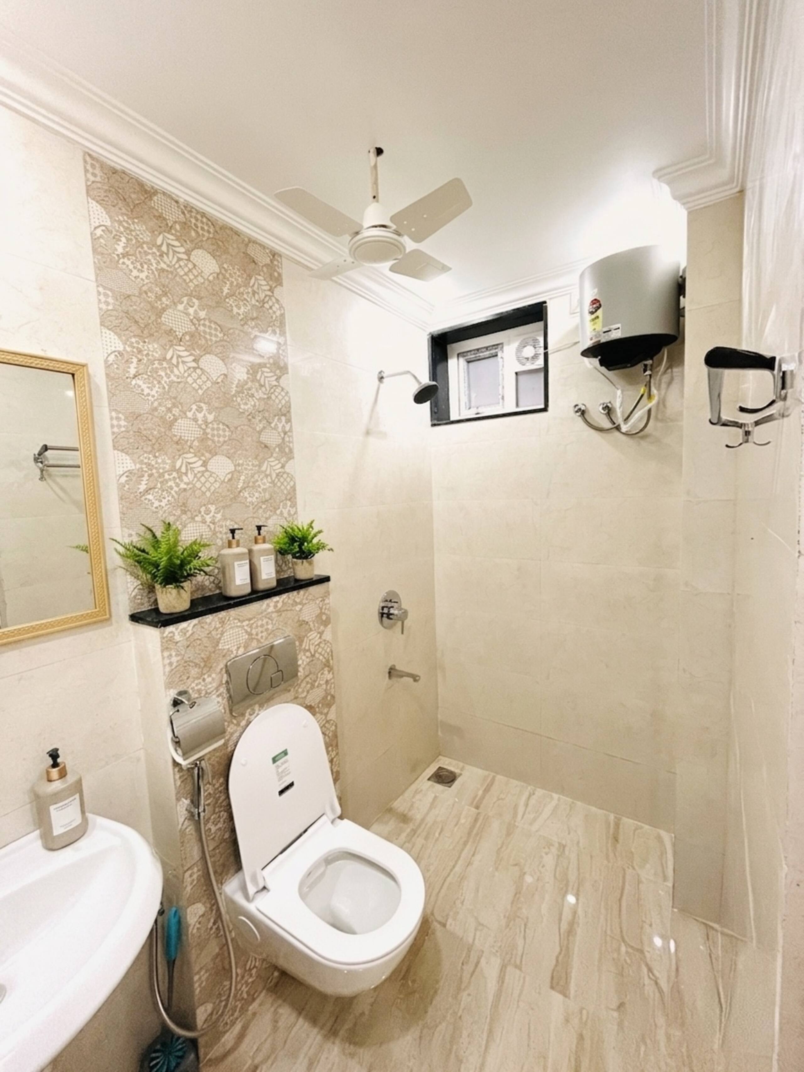 Eden - New Premium 2BHK w/ Pool • A Luxurious Stay 23