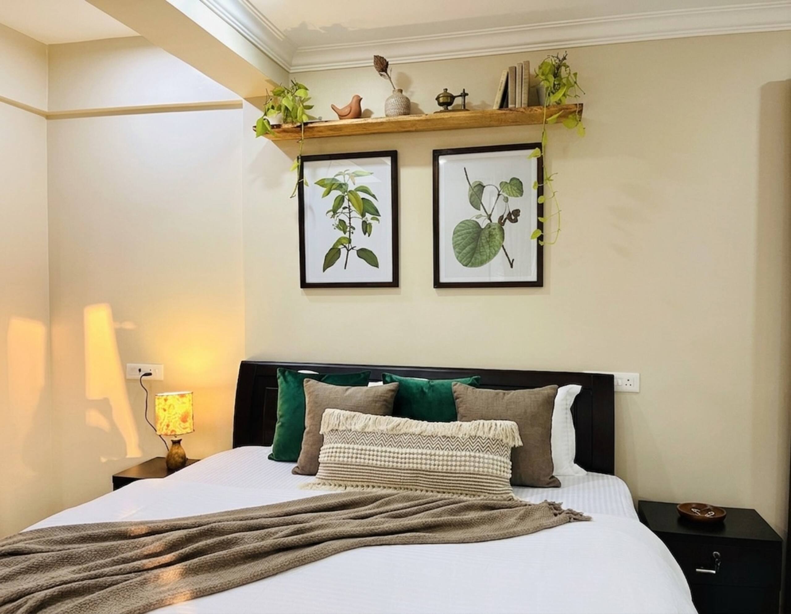 Eden - New Premium 2BHK w/ Pool • A Luxurious Stay 18