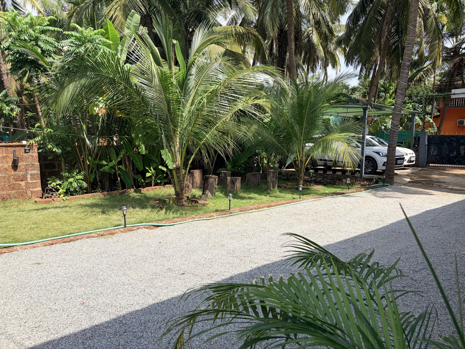 George's Beachview Homestay 9
