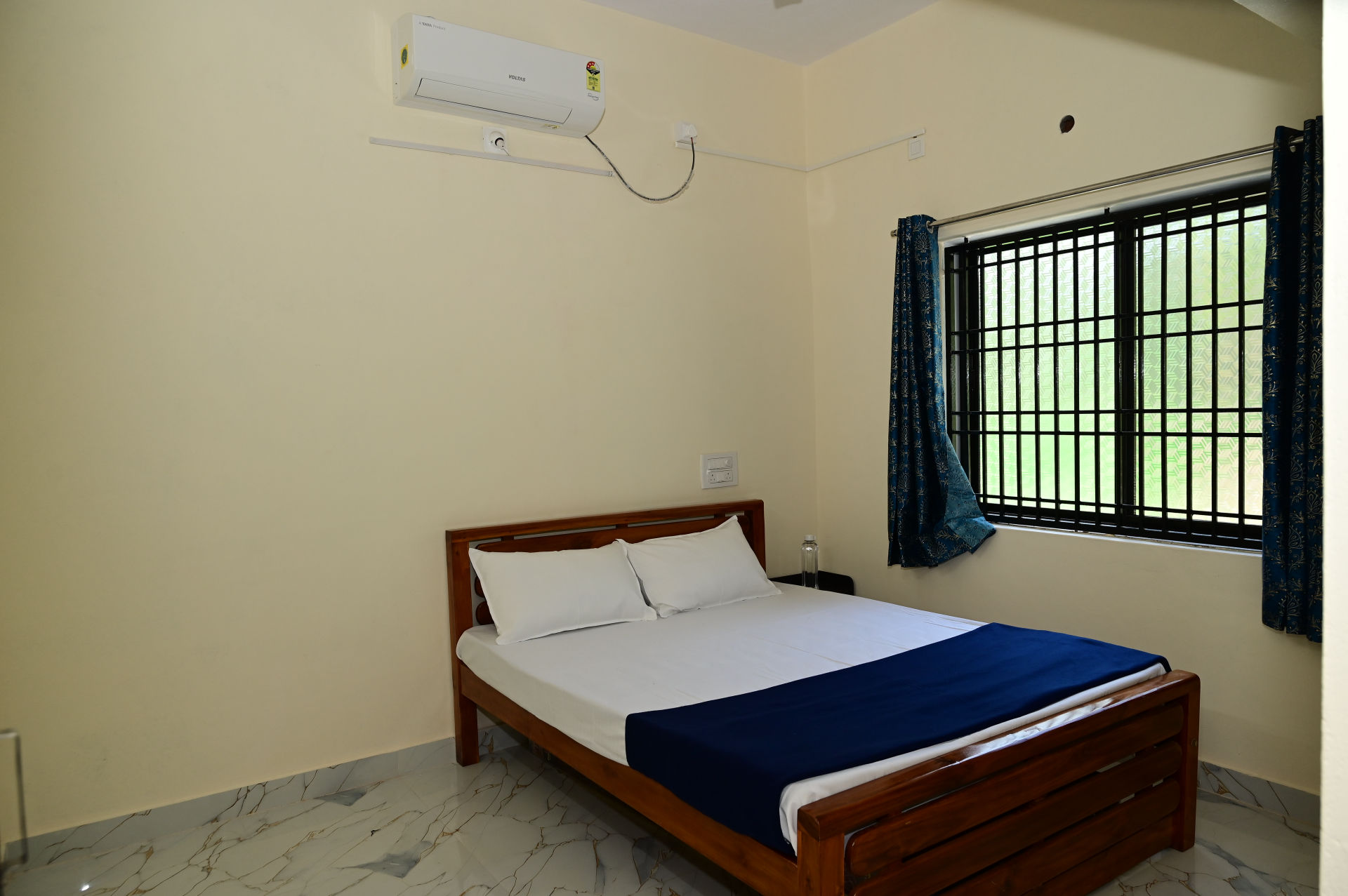 George's Beachview Homestay 11