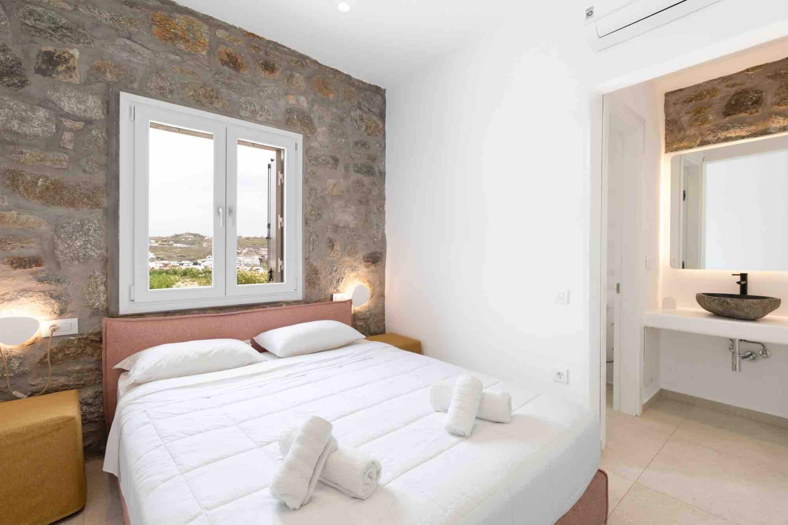 IKADE Mykonos I, 2 BR @ 2 bathrooms — photo 3