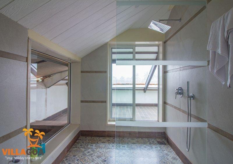 Celebrity Villa · Private Pool & Glass Sky Room 9