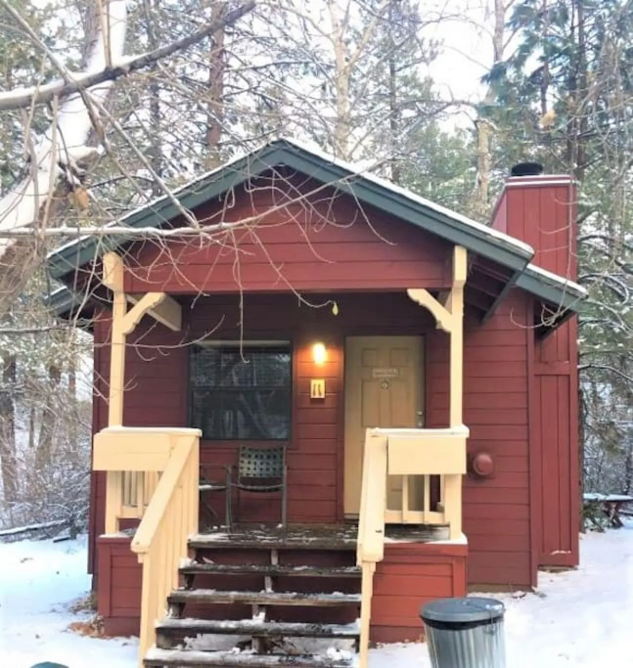 Cozy, Quiet & Clean Double Queen Stay - Cabin #11 2