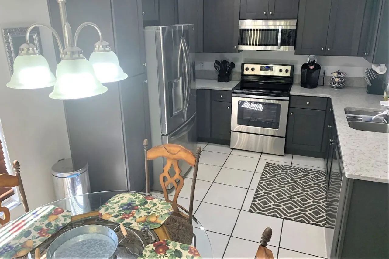 Modern 4BR Golf Villa Private Pool & Spa Gated Resort Community 12