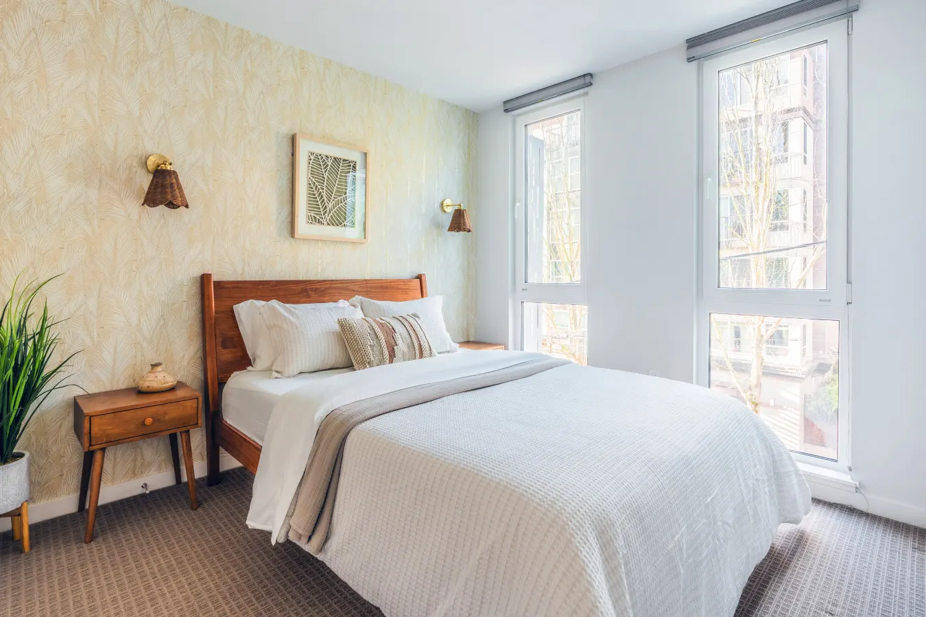 Queen Anne 1 Bedroom Apartment 2
