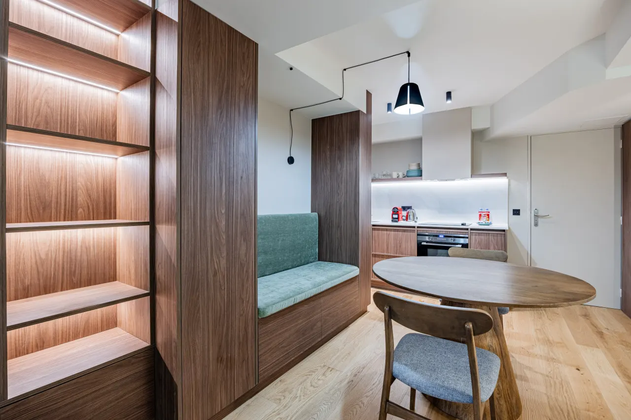 LovelyFlat-SacréCoeurMontmartre-Swimmingpool 12