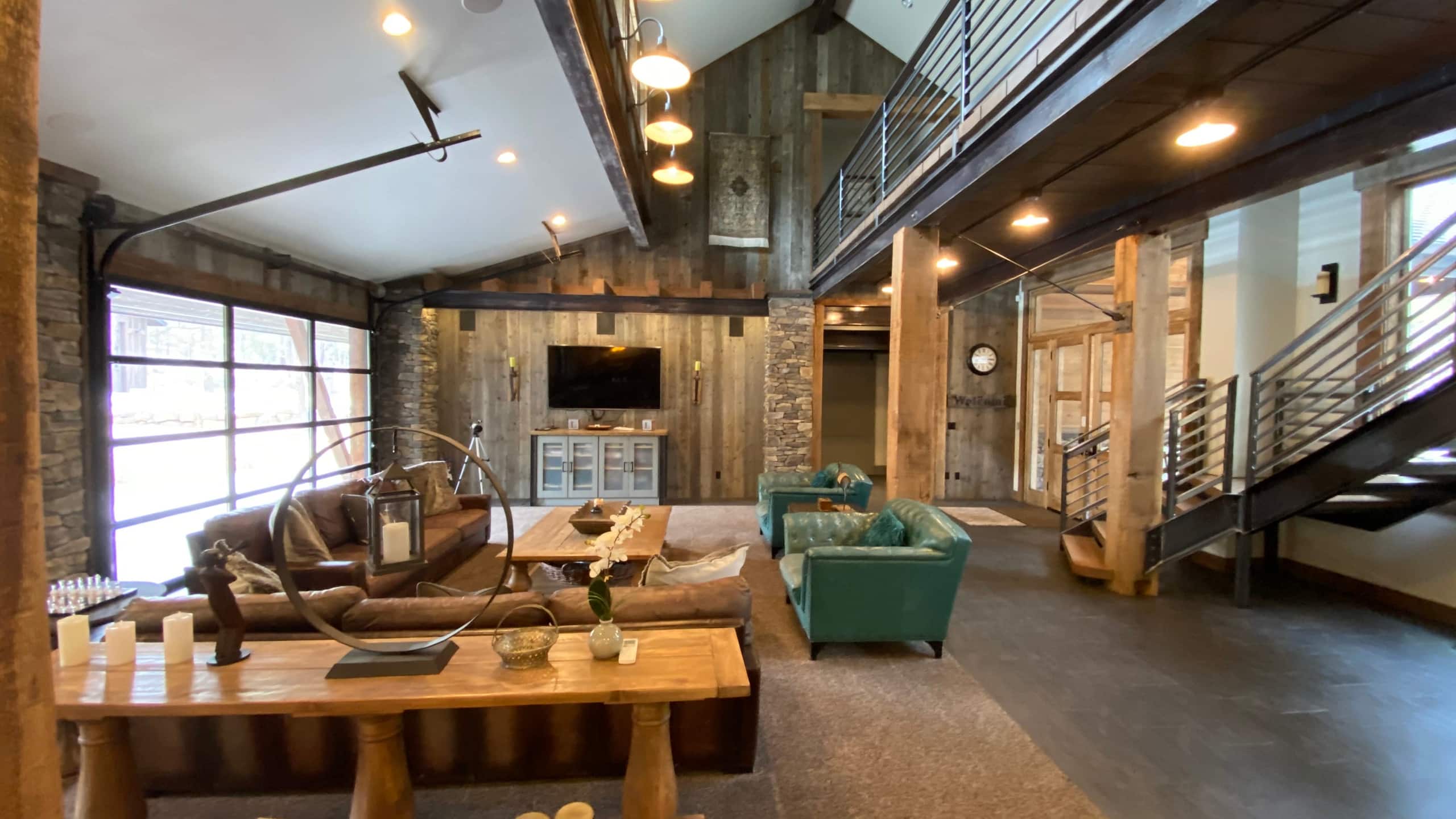 Deschutes Forest Lodge - An Estate in the Woods! — photo 3