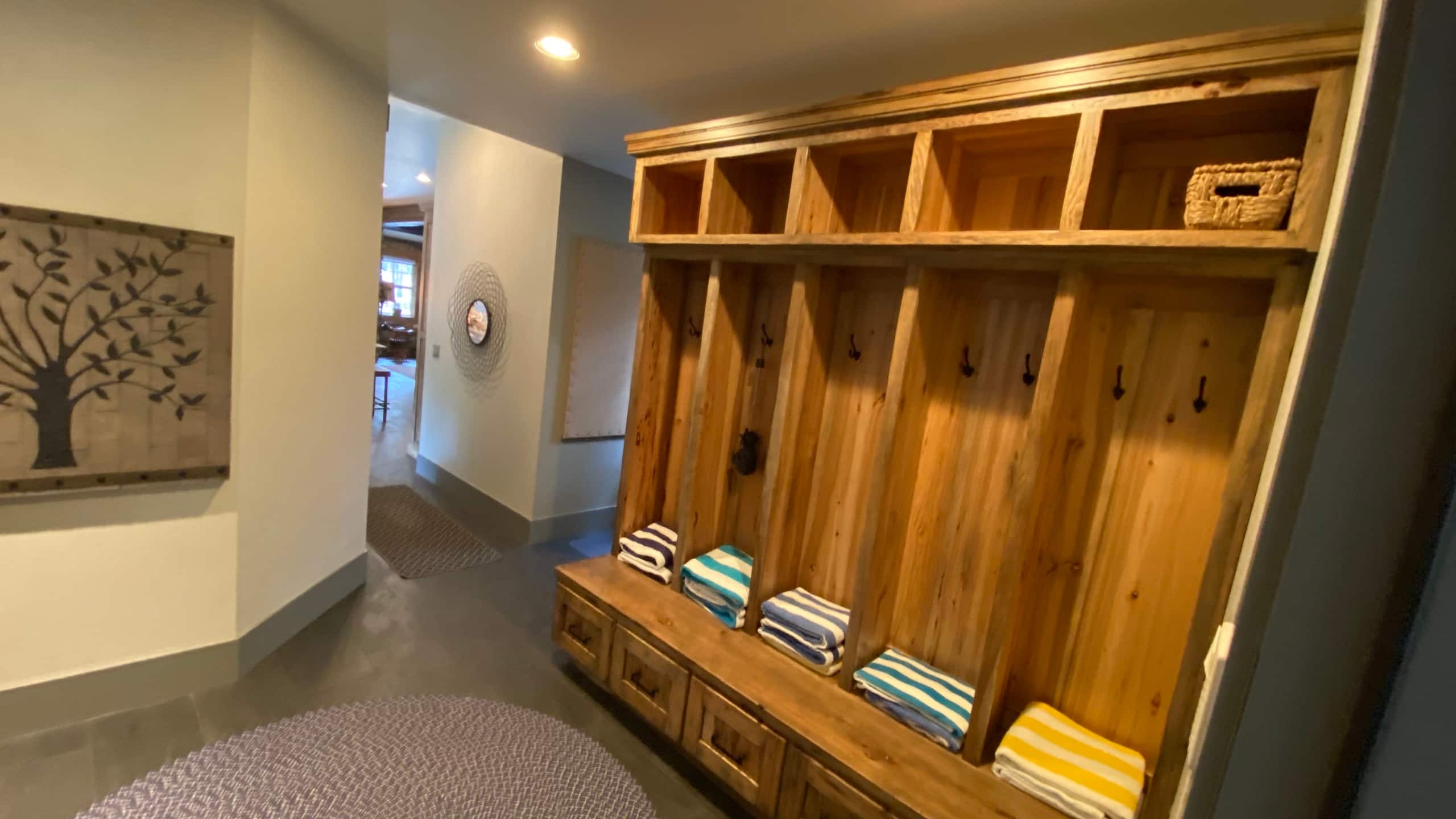 Deschutes Forest Lodge - An Estate in the Woods! 40