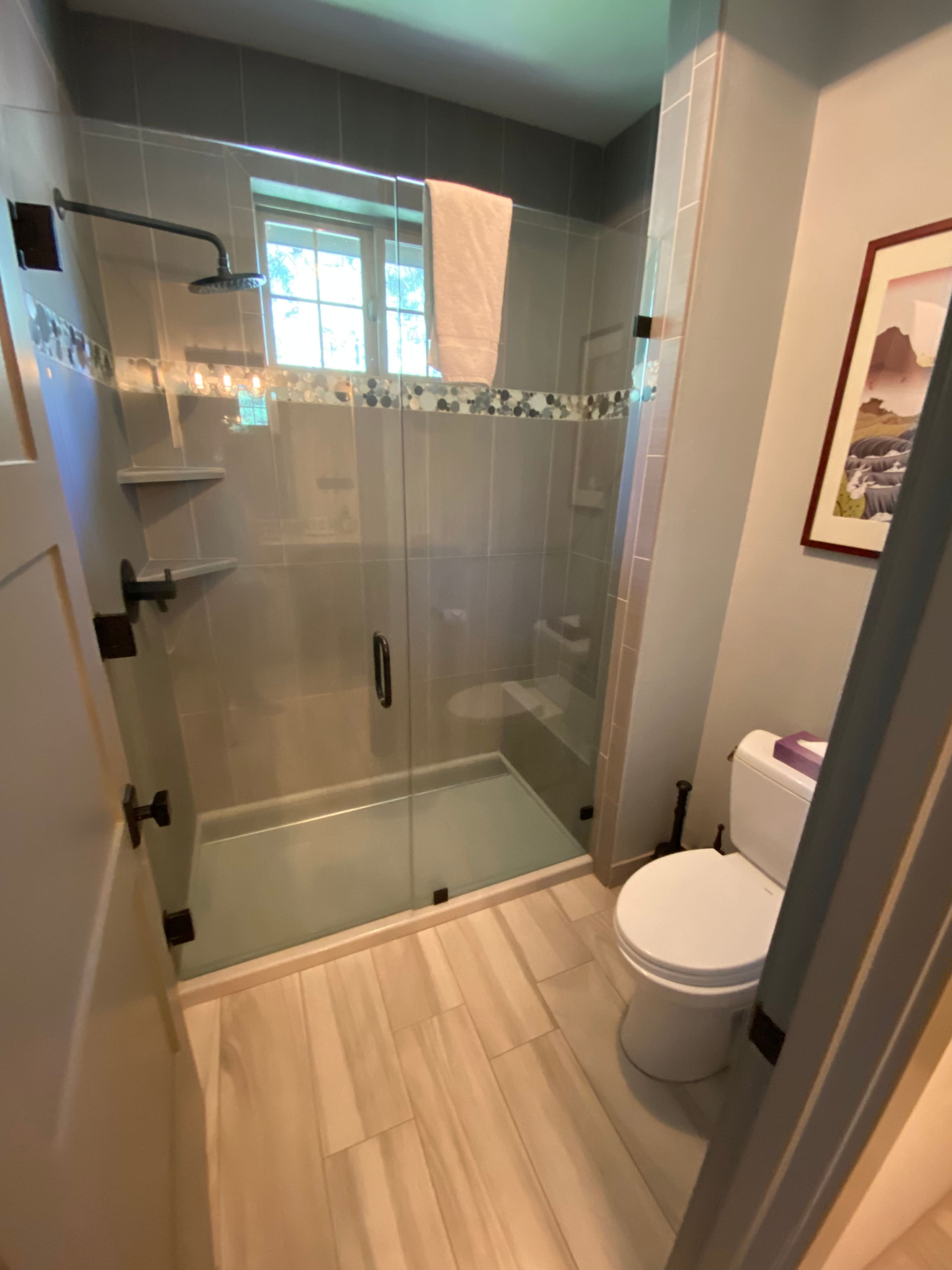 Deschutes Forest Lodge - An Estate in the Woods! 25