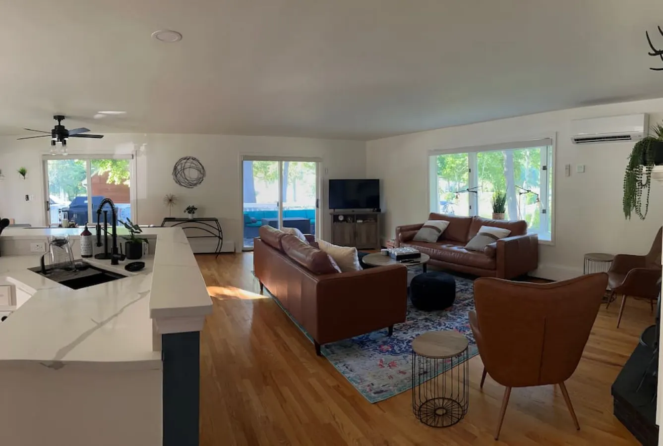 3 Beach Road · Amazing HUGE 6 bdrm Waterfront Home on Sebago Lake