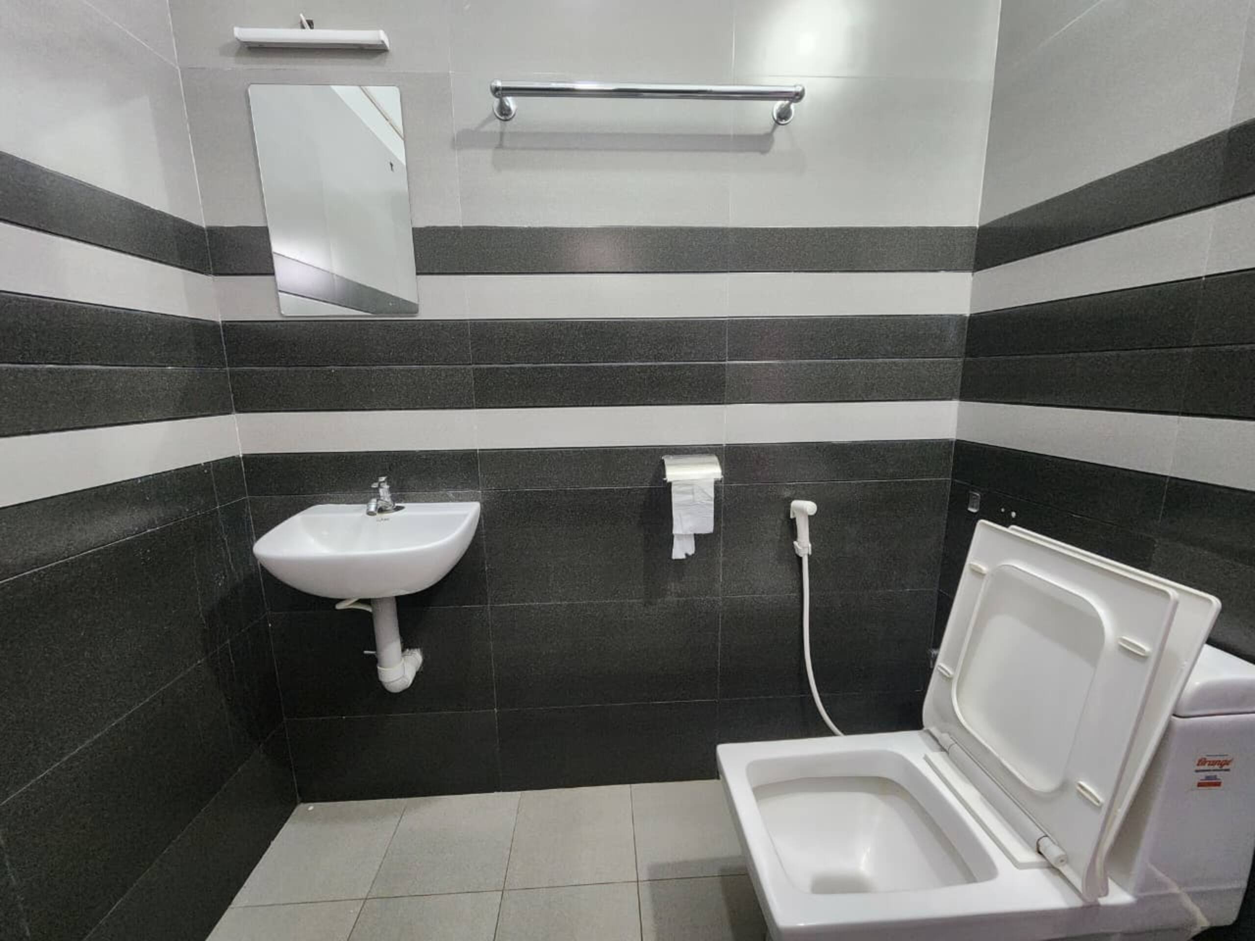 Swasthi Abode - 1st Floor 3BHK on River Front 32