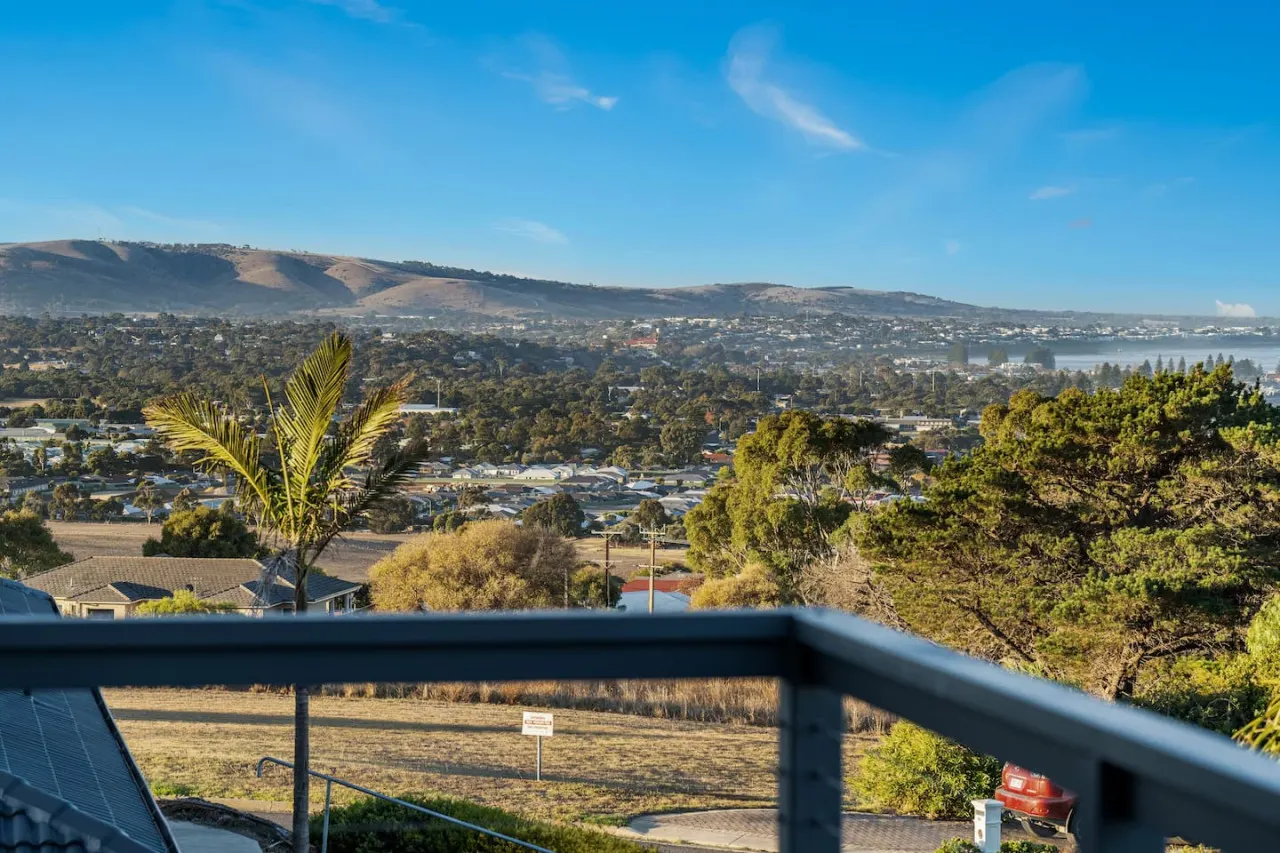 Oceanview at Encounter - 4BR Family Escape 10