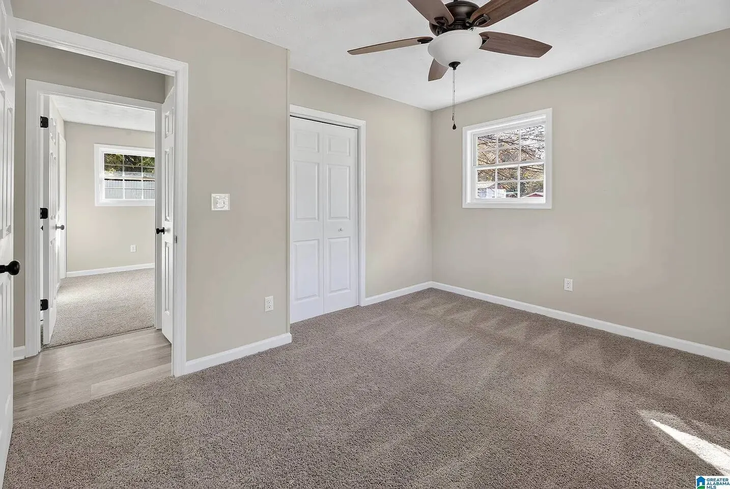 Modern 4Br Retreat on Woodard. 2 mile to the Depot 9