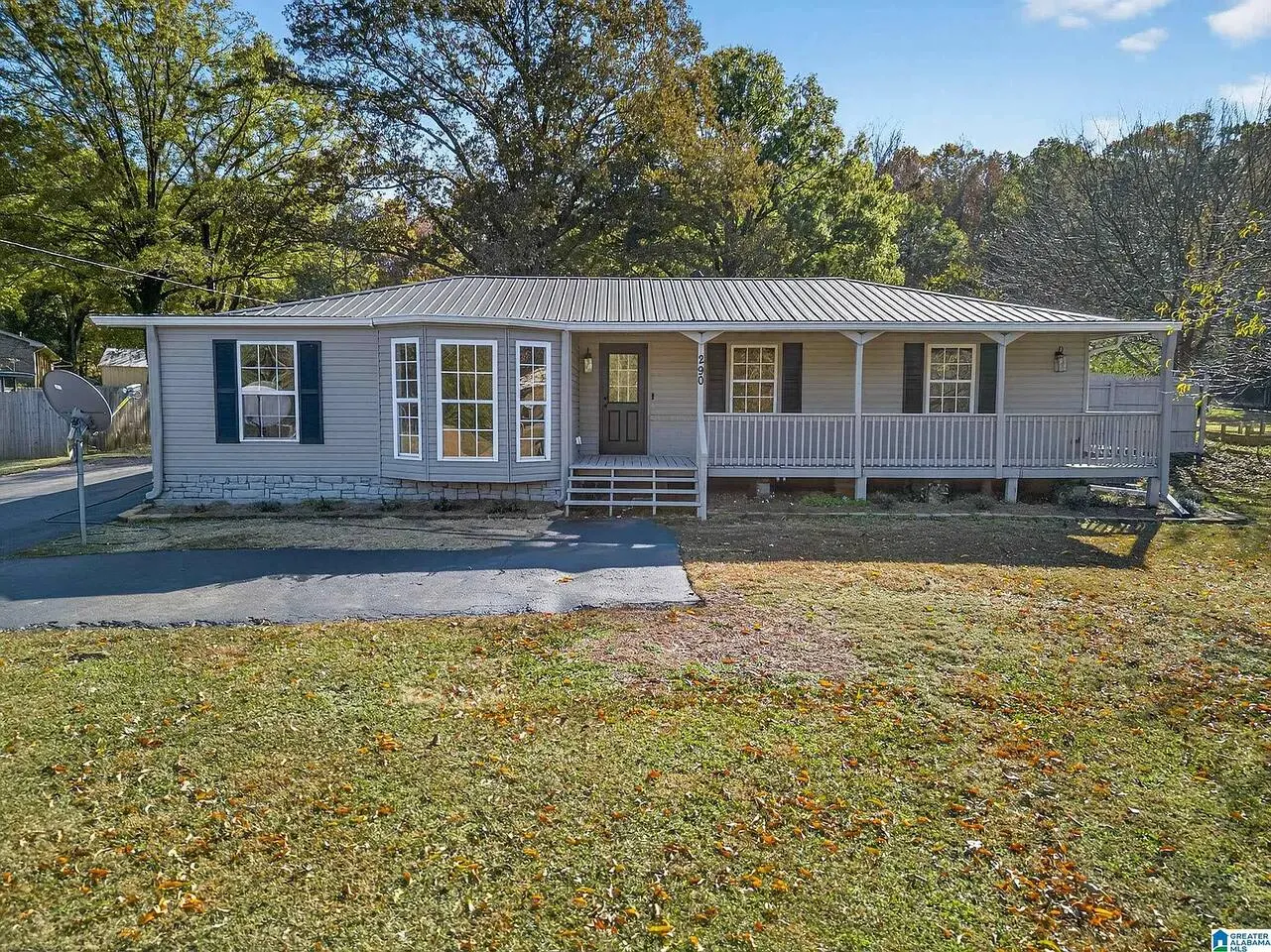 Modern 4Br Retreat on Woodard. 2 mile to the Depot 14