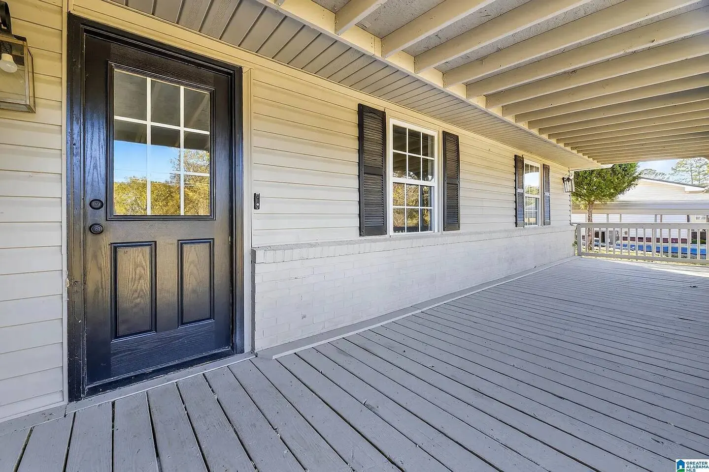 Modern 4Br Retreat on Woodard. 2 mile to the Depot 6