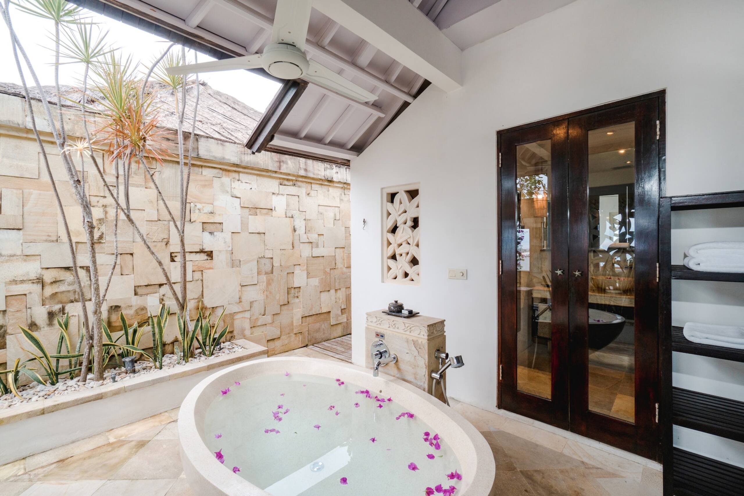 Batu Karang - One Bedroom Villa 9
