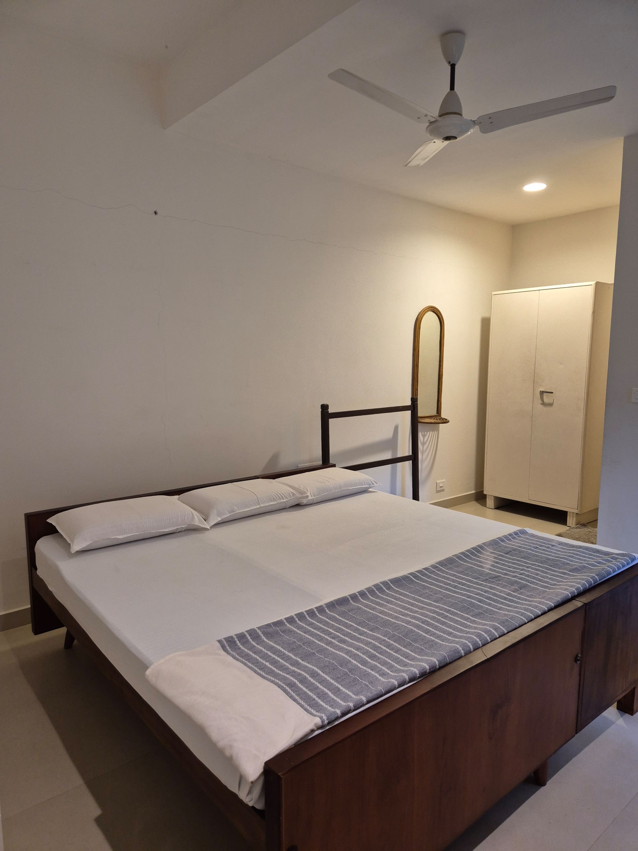 Jolly's Nature Home | AC Rooms | Private backyard 21