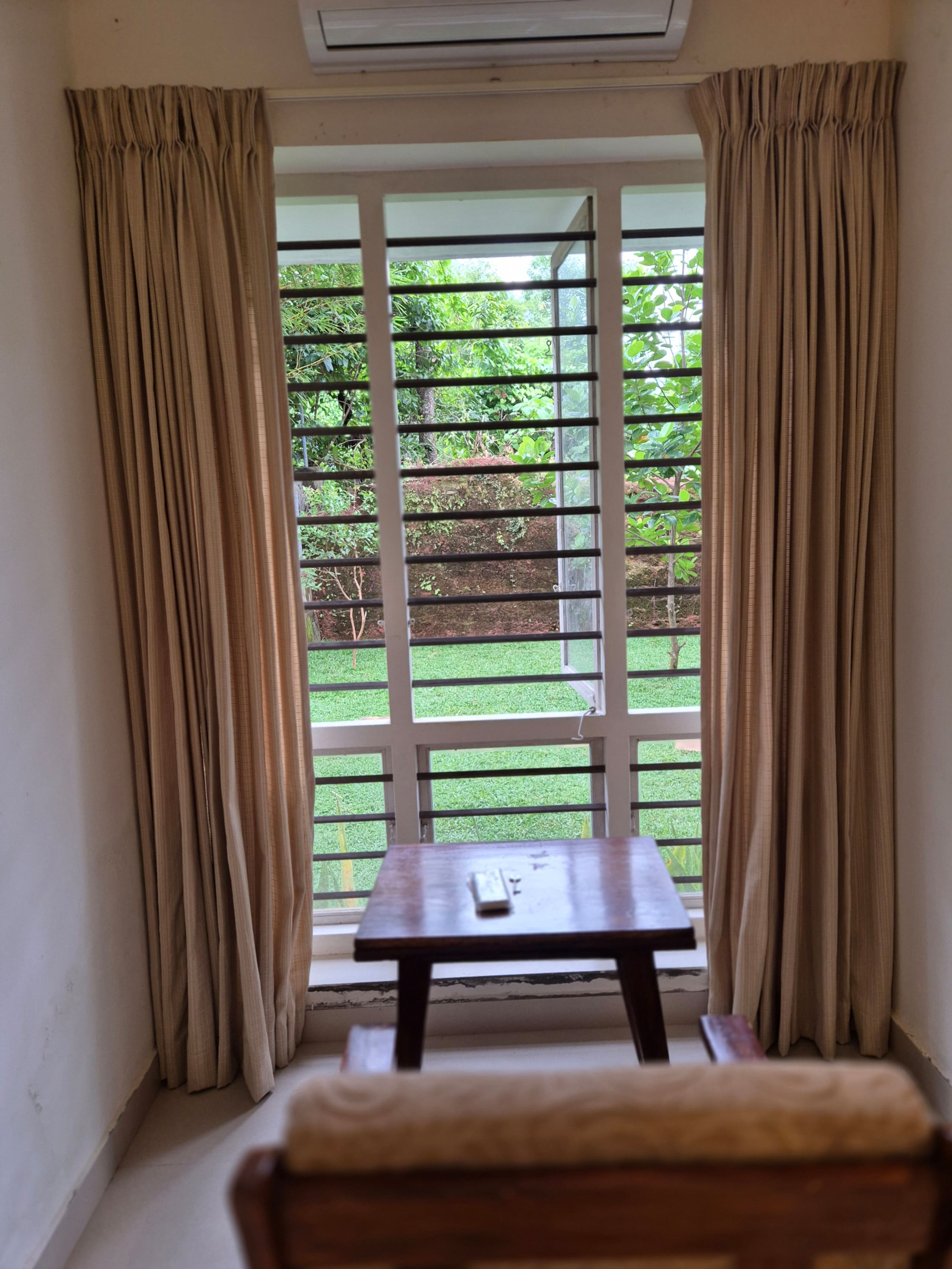 Jolly's Nature Home | AC Rooms | Private backyard 22