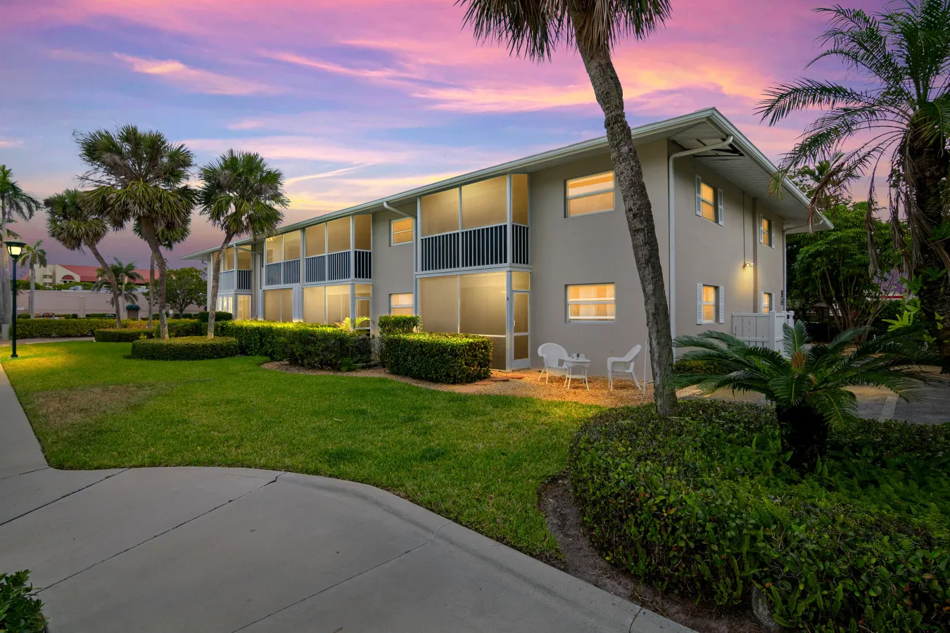 Emerald Oasis Naples Luxury Stay by 5th Ave 20
