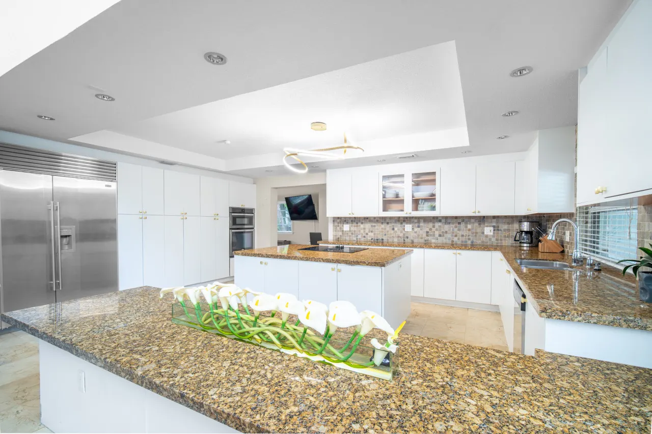 Villa Perla 6BR 4BA for 18 Pool, Pool Table, Billiards, Outdoor Living & Dine, Grill and More Miami Shores 14