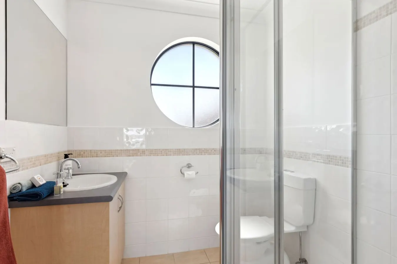 Marina Views - Waterfront Family Escape with Dock 17