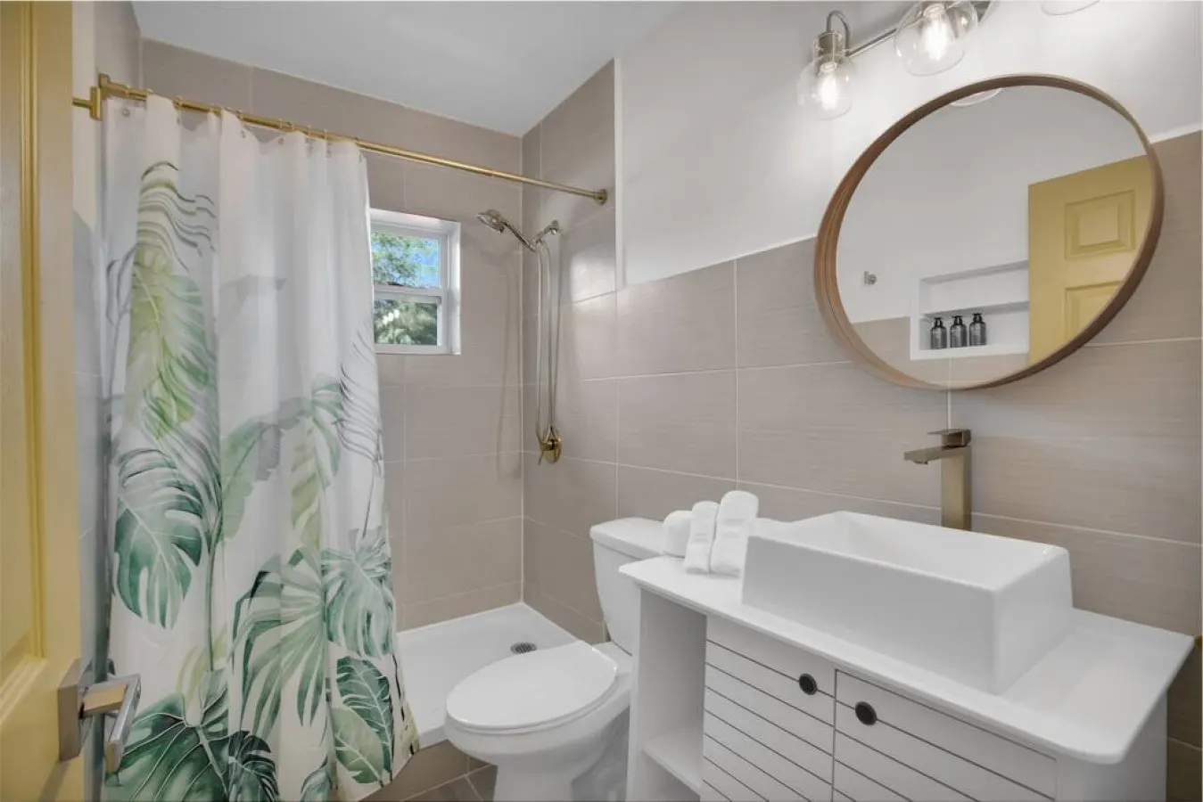 The Cruise Hub 2BR/2BA near FLL & Port 1AB *PET* 14