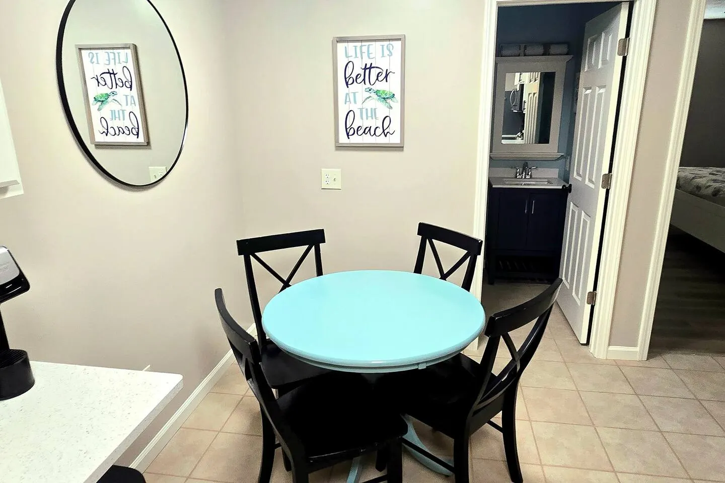 5924- Updated 2BR Duplex 4 Blocks to Beach-Sleeps6 10