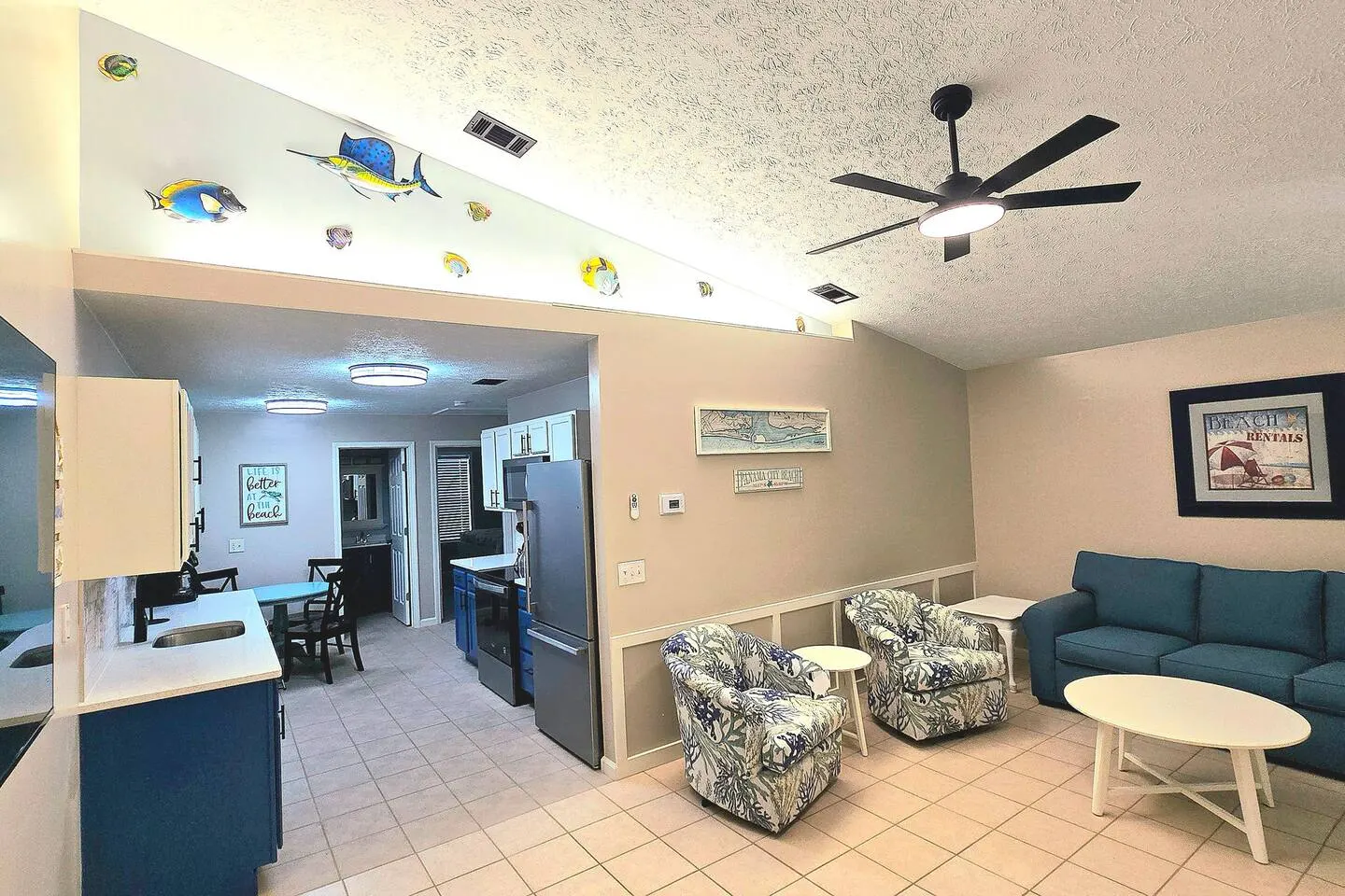 5924- Updated 2BR Duplex 4 Blocks to Beach-Sleeps6 12