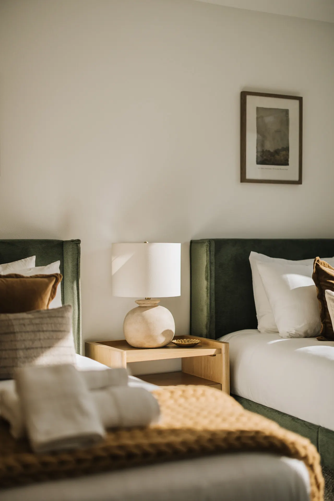NEW Queen Anne View Retreat Sleeps 8 w/ A/C 20