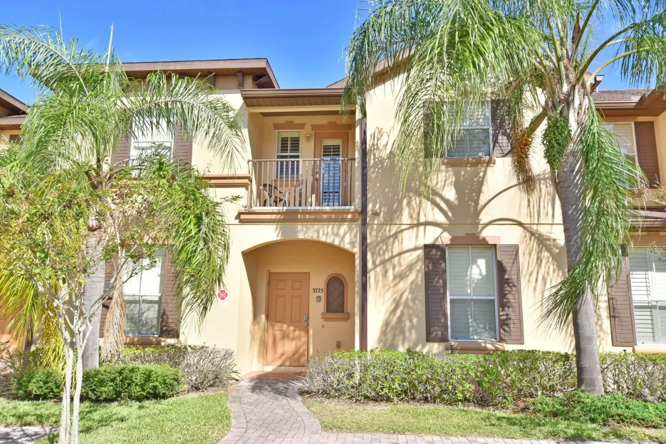 Palm Place 4bedroom 3bath townhouse at Regal Palms 10