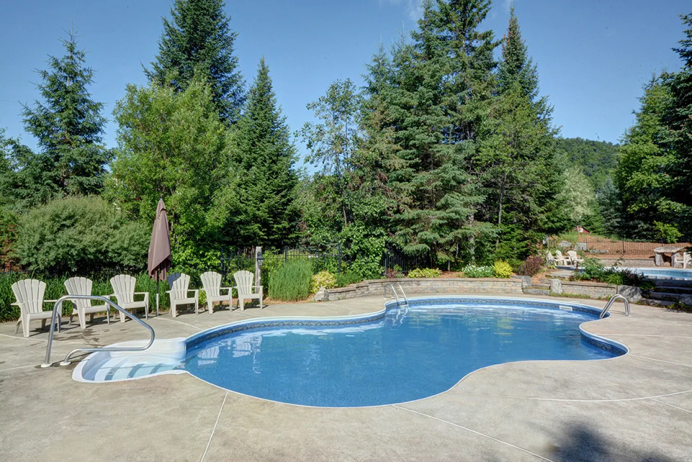 The Mont-Tremblant Hideaway by InstantSuites 20